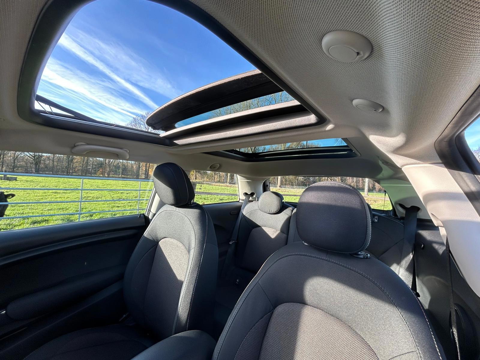Mini 1.5 Cooper (2018), foto 21