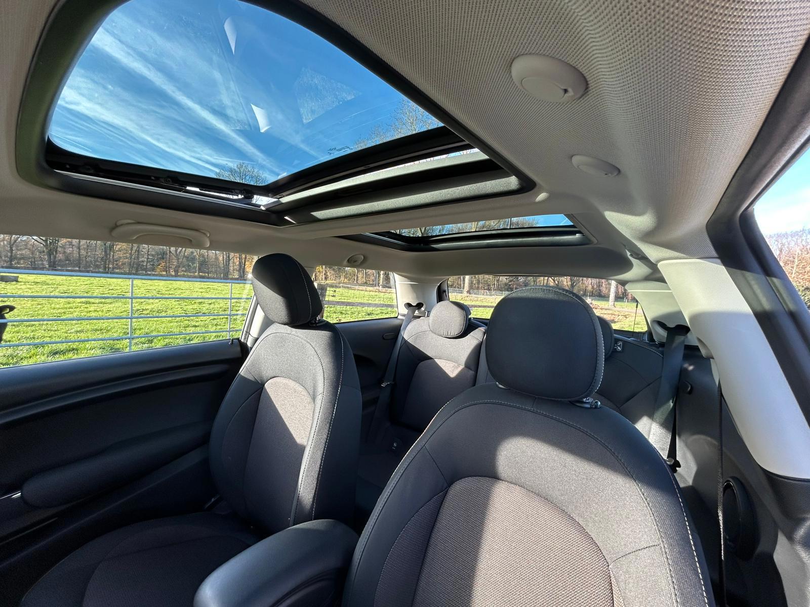 Mini 1.5 Cooper (2018), foto 22