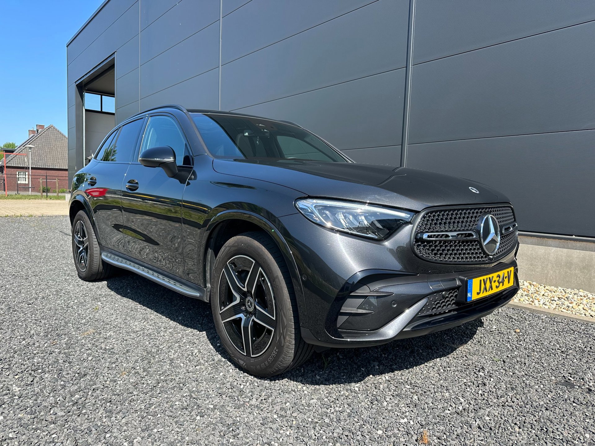 Mercedes-Benz GLC-klasse 300e 4MATIC AMG Line (2024), foto 8