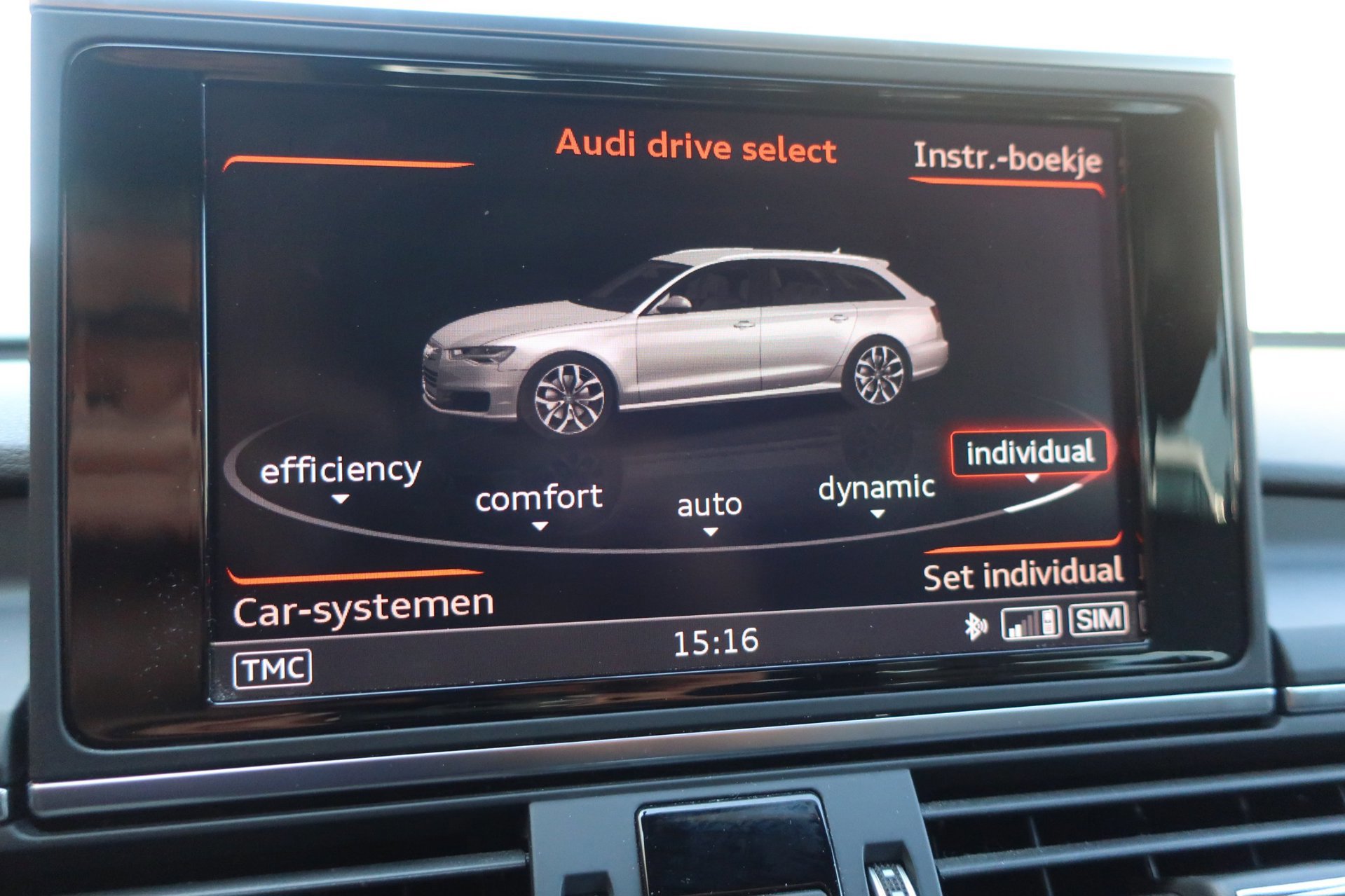 Audi A6 Avant 1.8 TFSI ultra Adrenalin Sport 2X S-Line_ (2016), foto 15