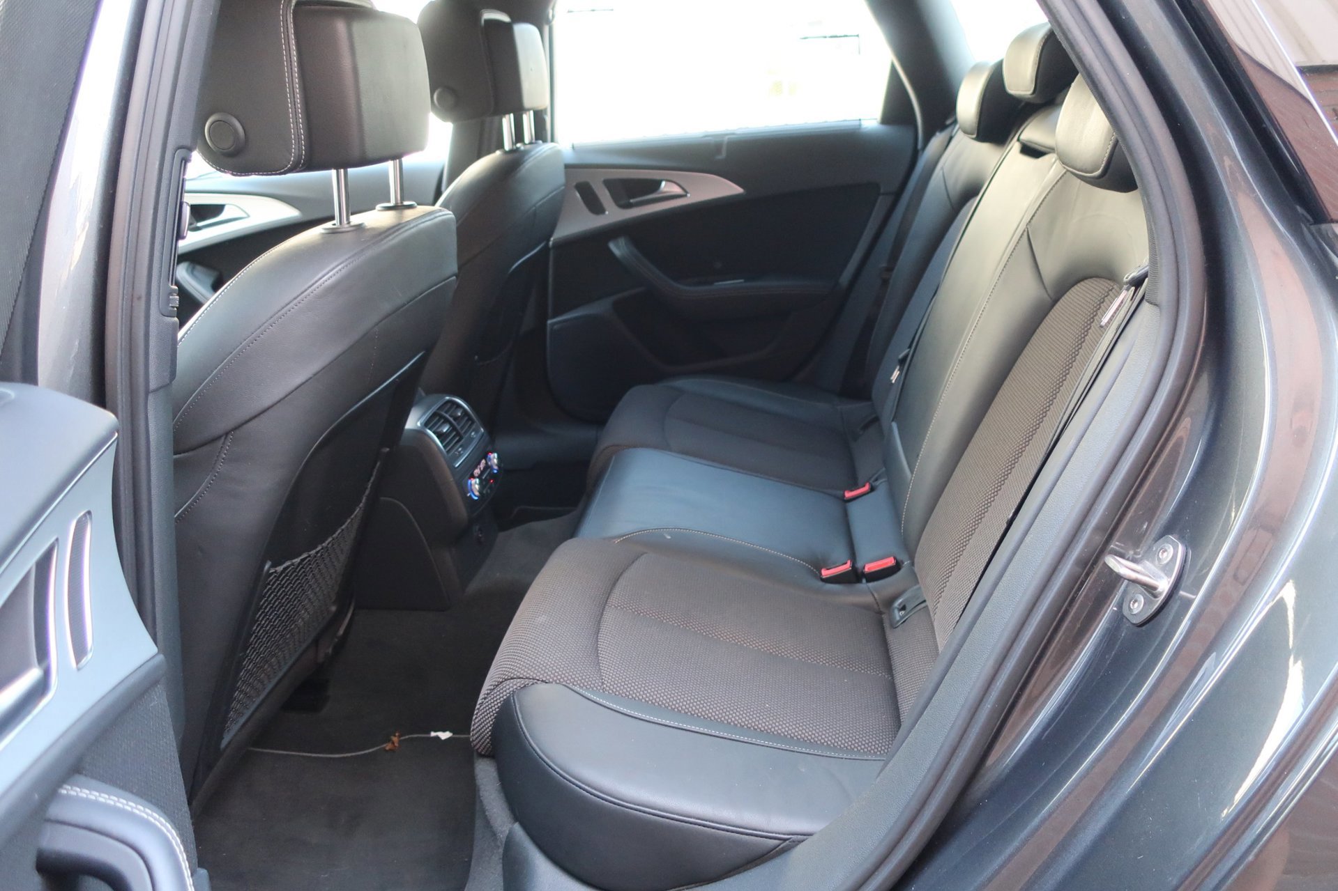 Audi A6 Avant 1.8 TFSI ultra Adrenalin Sport 2X S-Line_ (2016), foto 18
