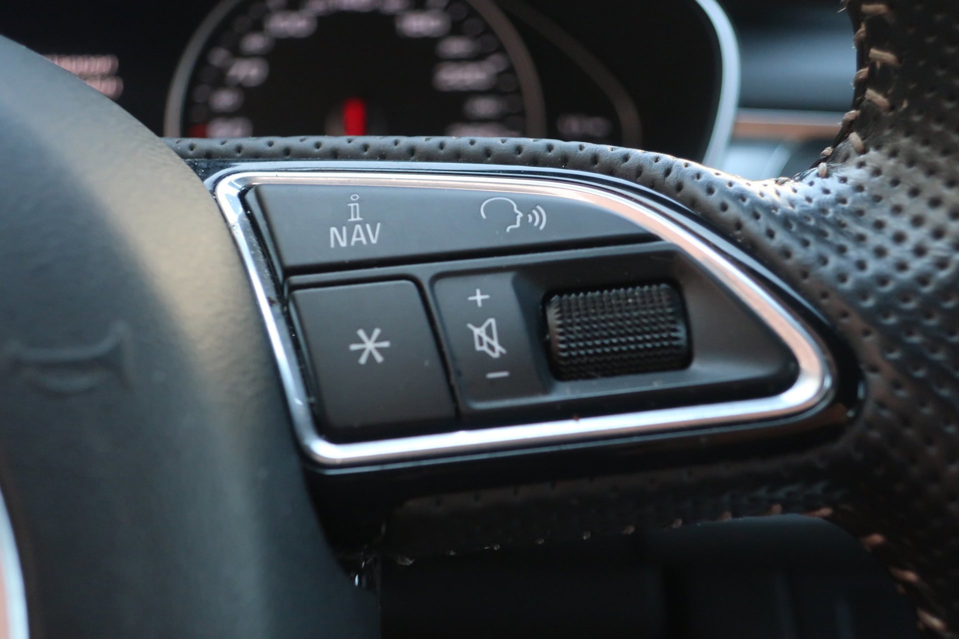 Audi A6 Avant 1.8 TFSI ultra Adrenalin Sport 2X S-Line_ (2016), foto 21