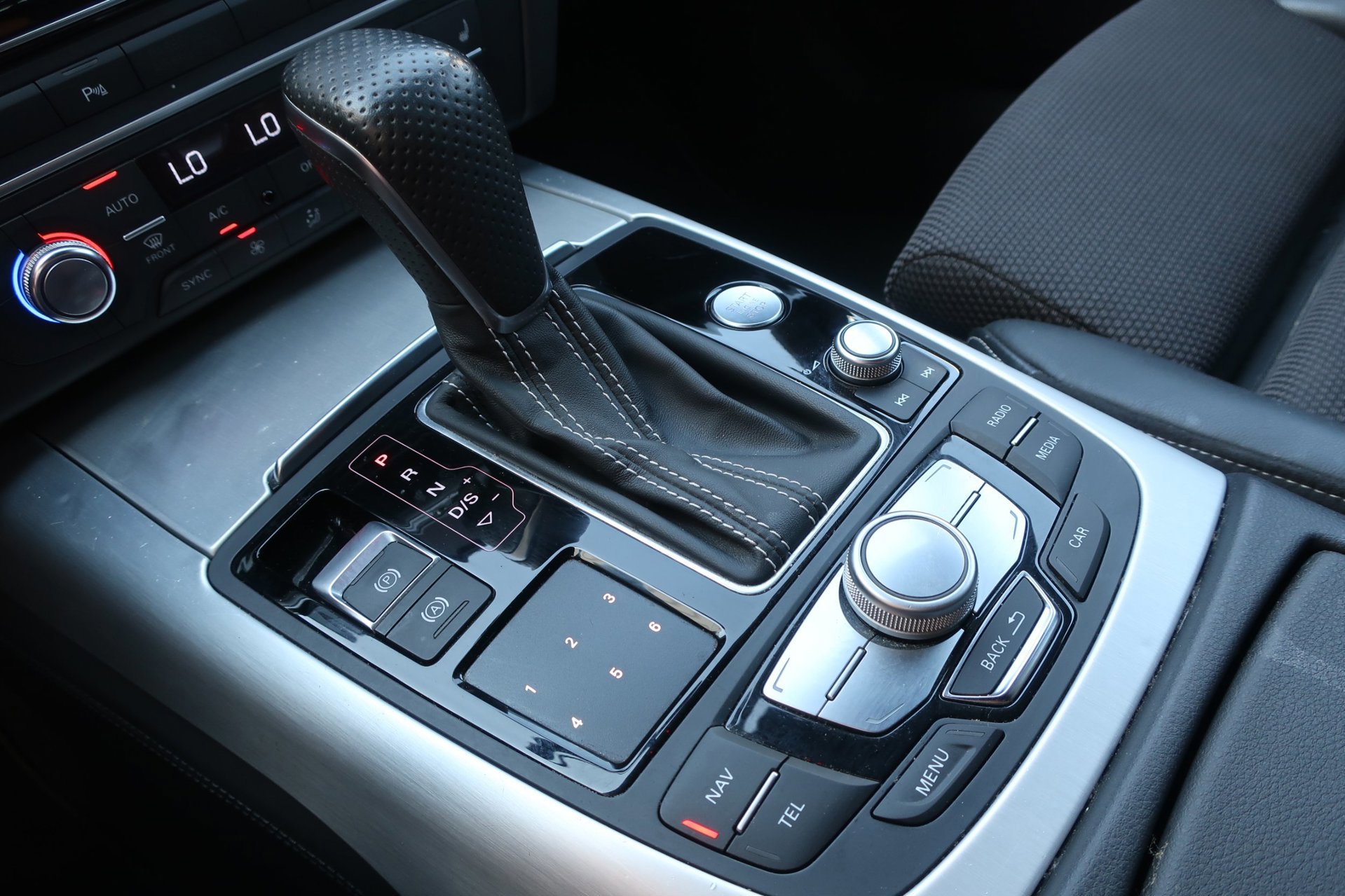 Audi A6 Avant 1.8 TFSI ultra Adrenalin Sport 2X S-Line_ (2016), foto 25
