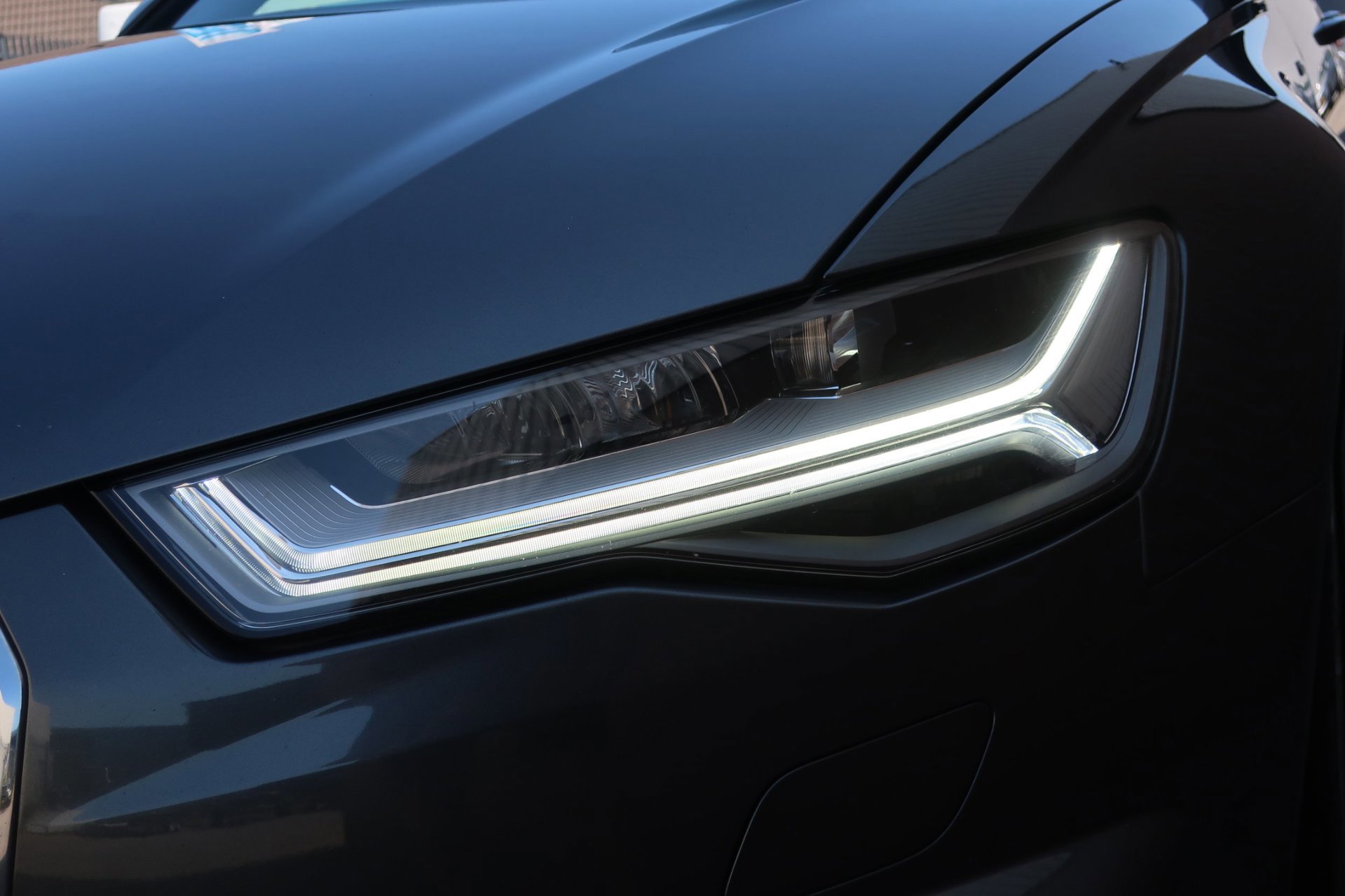 Audi A6 Avant 1.8 TFSI ultra Adrenalin Sport 2X S-Line_ (2016), foto 31