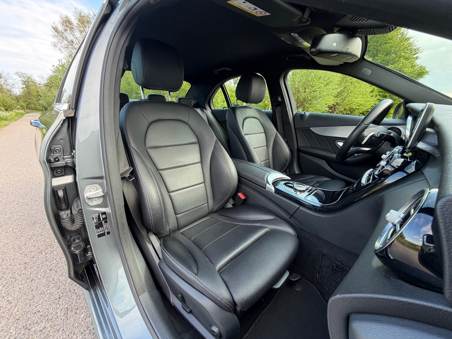 Mercedes-Benz C-klasse 180 Business Solution AMG (2018), foto 2
