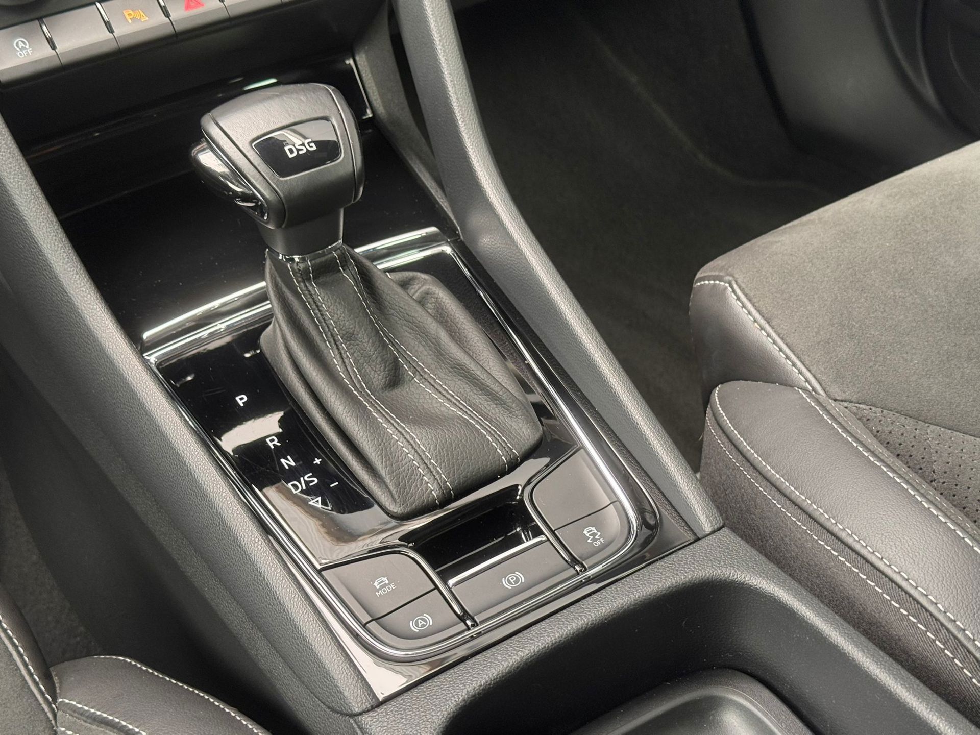 Skoda Kodiaq 1.5 TSI Sportline DSG 7-pers (2022), foto 14
