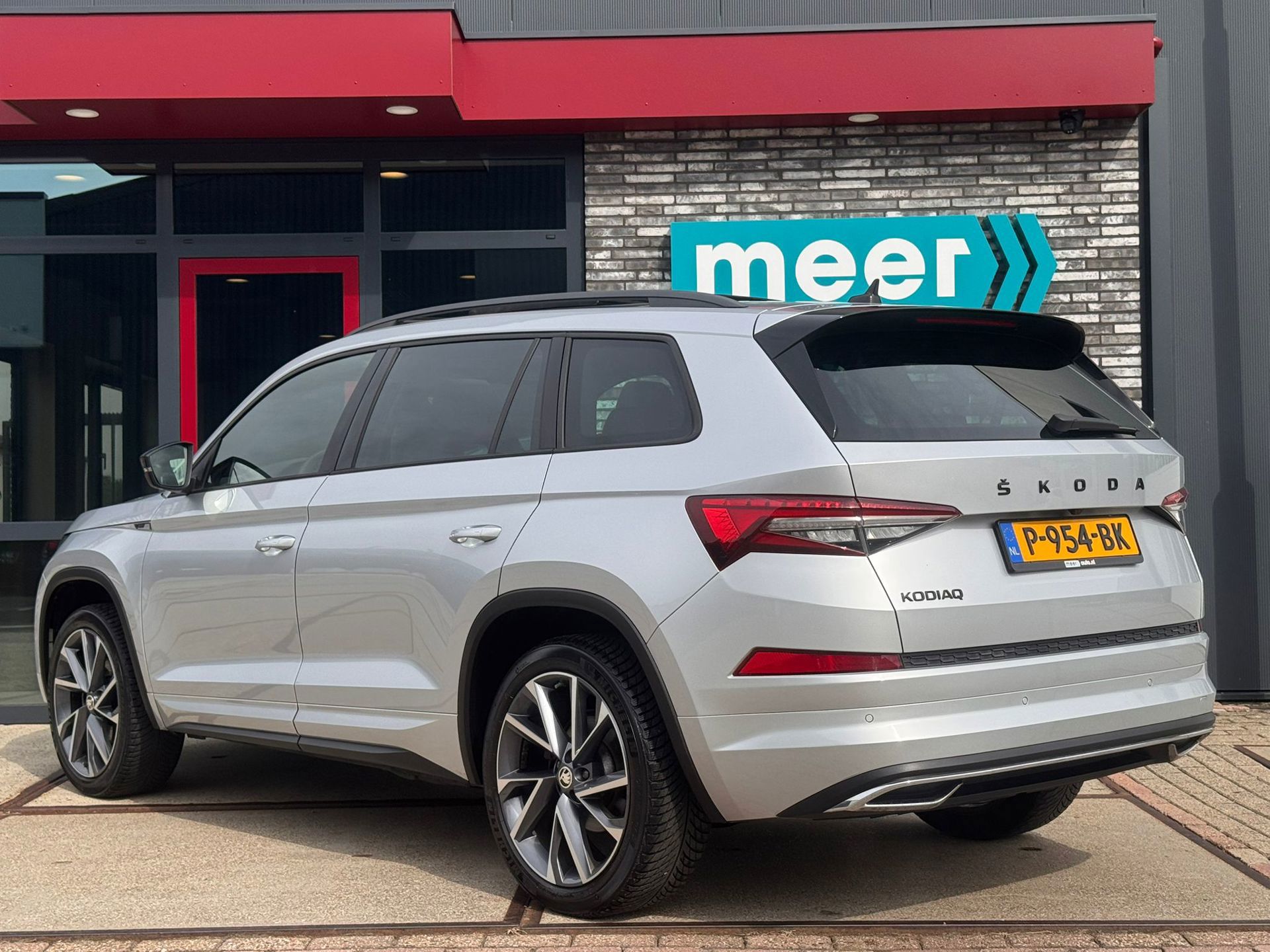 Skoda Kodiaq 1.5 TSI Sportline DSG 7-pers (2022), foto 3
