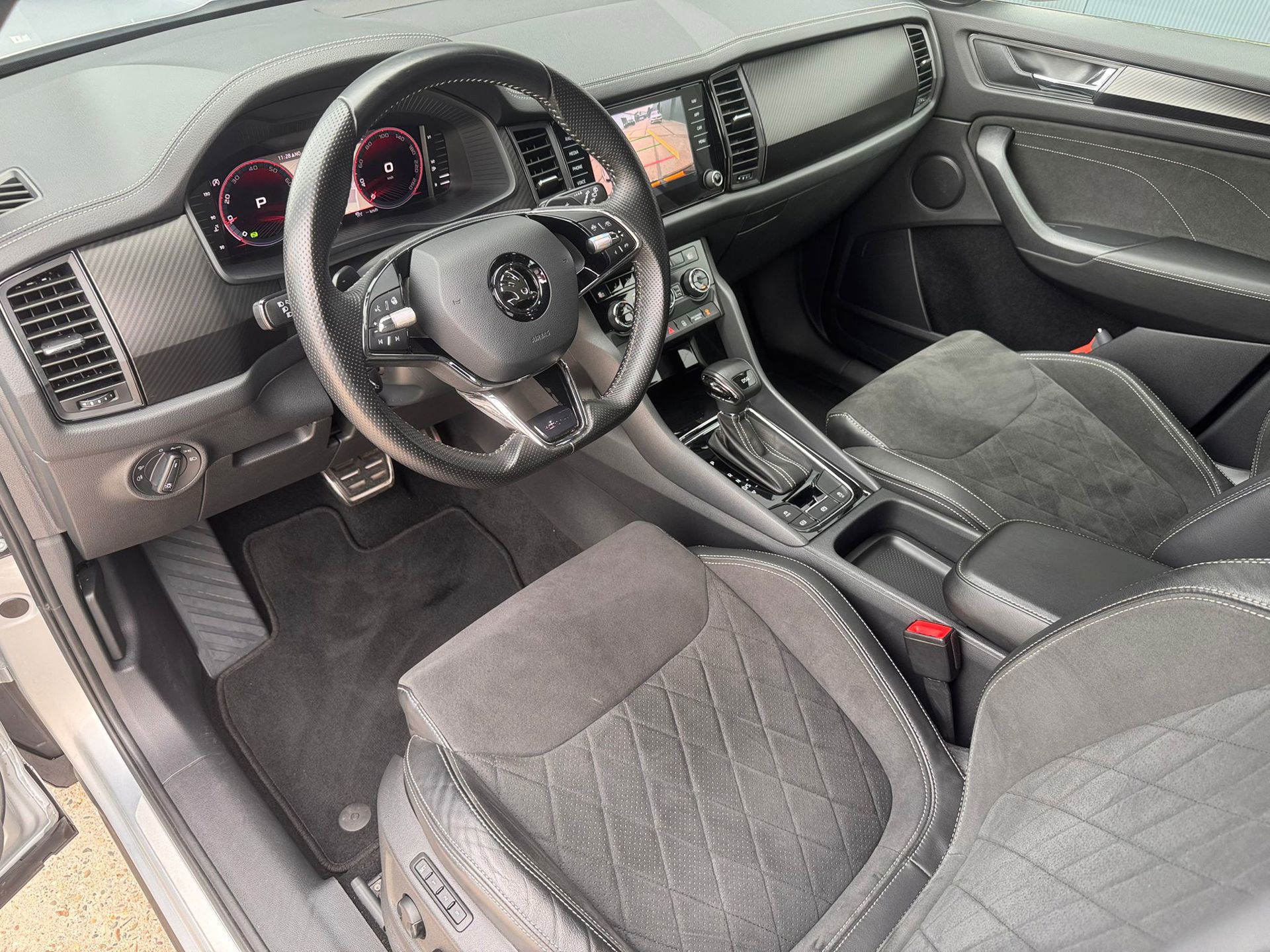 Skoda Kodiaq 1.5 TSI Sportline DSG 7-pers (2022), foto 4