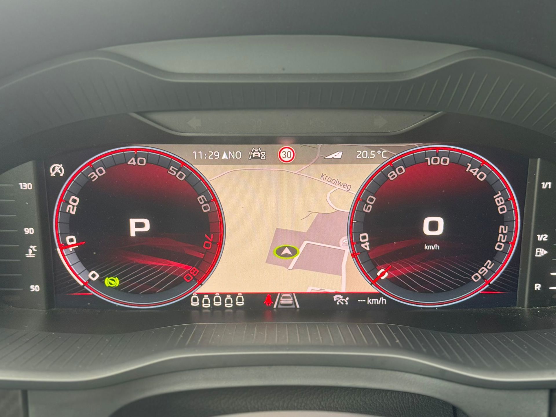 Skoda Kodiaq 1.5 TSI Sportline DSG 7-pers (2022), foto 9