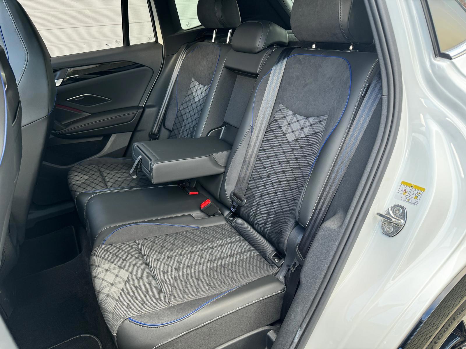 Volkswagen Tiguan 1.5 eTSI R-Line (2024), foto 26