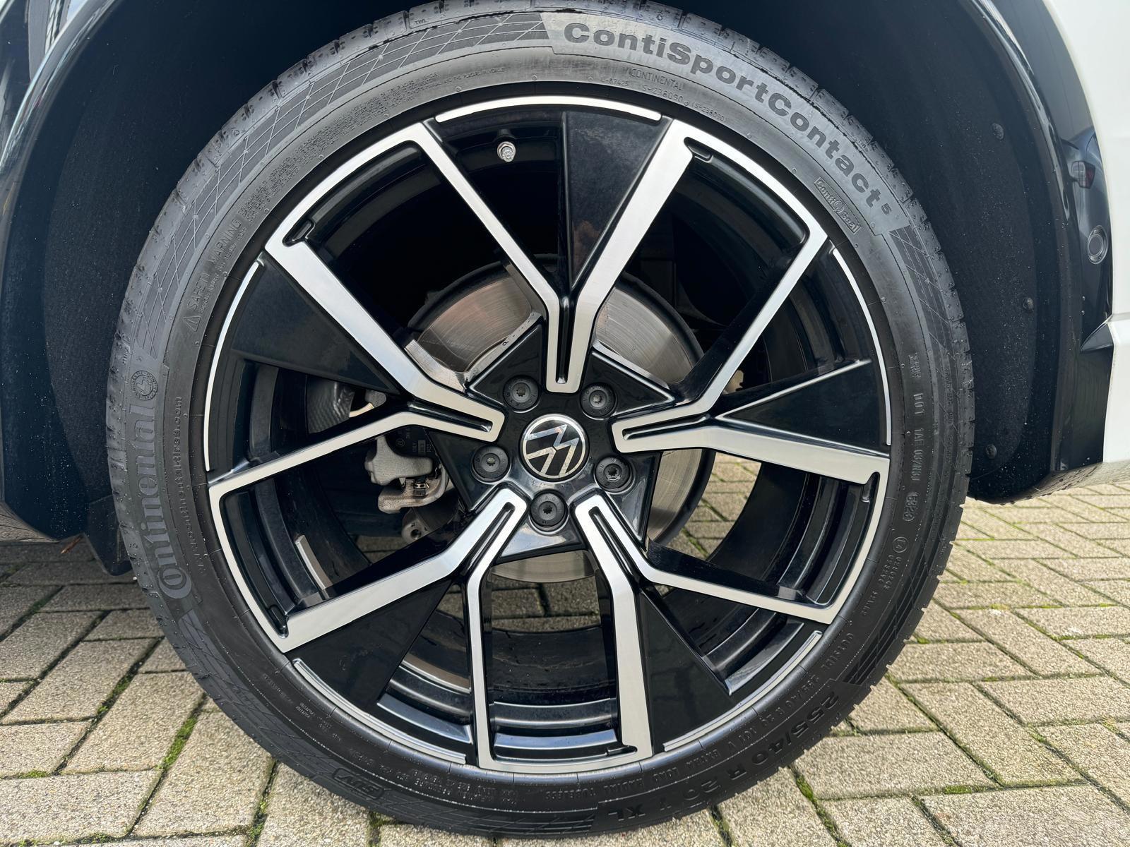 Volkswagen Tiguan 1.5 eTSI R-Line (2024), foto 31