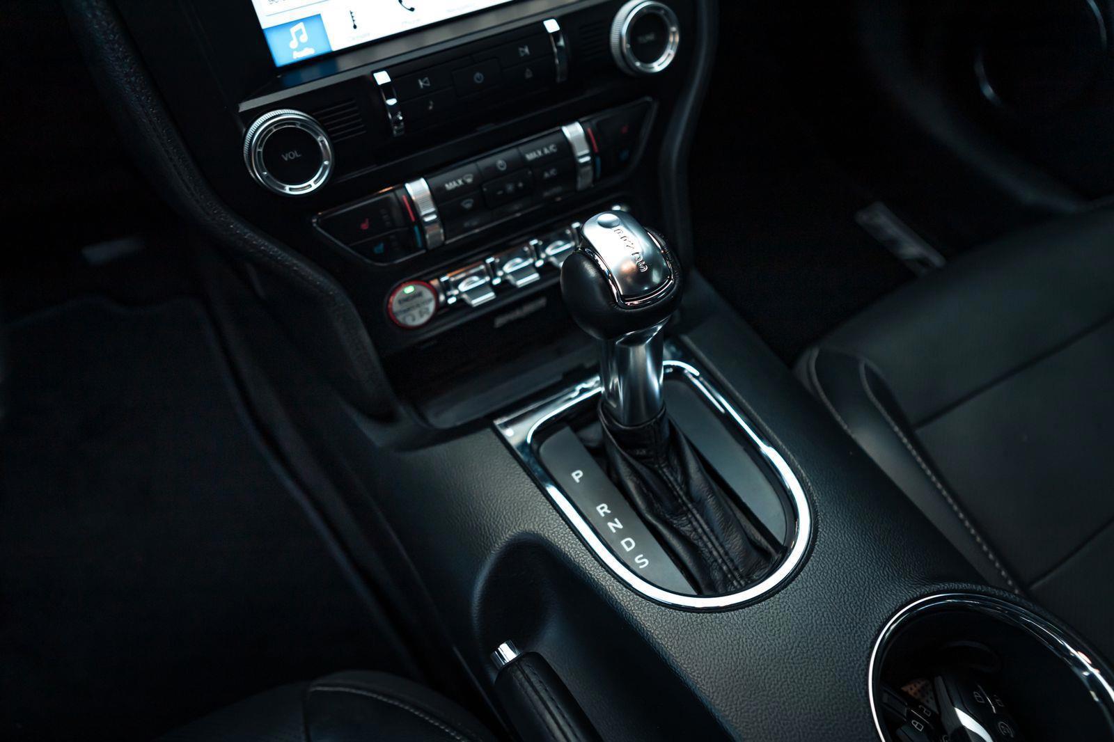 Ford Mustang Fastback 2.3 EcoBoost Premium (2016), foto 18