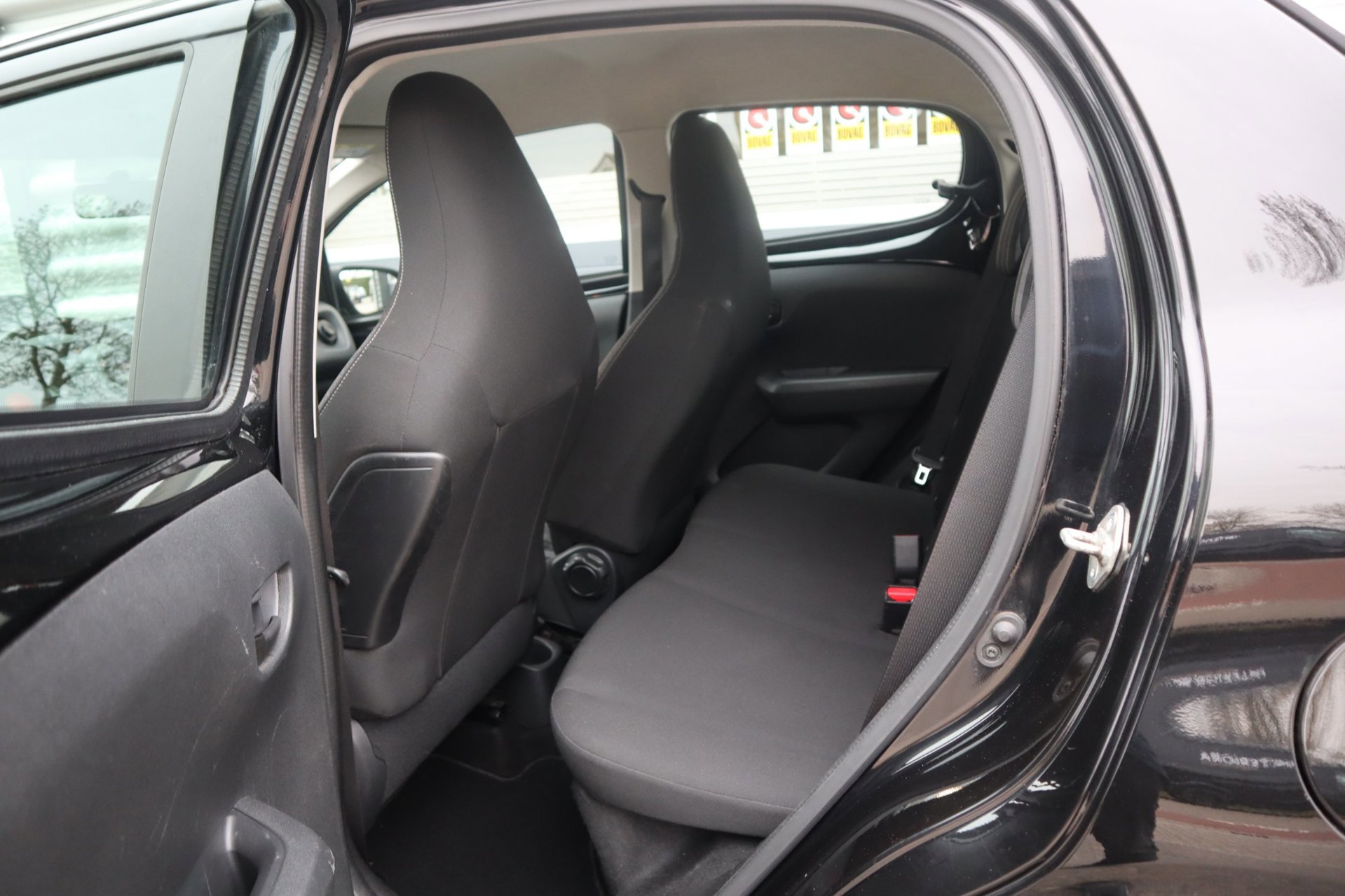Peugeot 108 1.0 e-VTi Active appel carplay (2018), foto 13