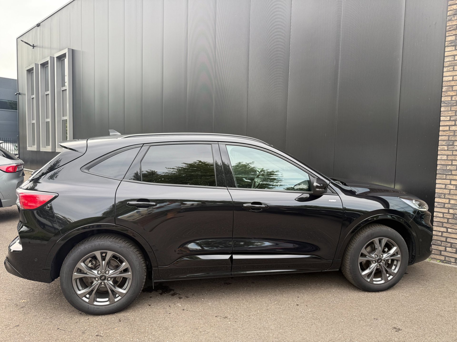 Ford Kuga 2.5 PHEV ST-Line X (2023), foto 6