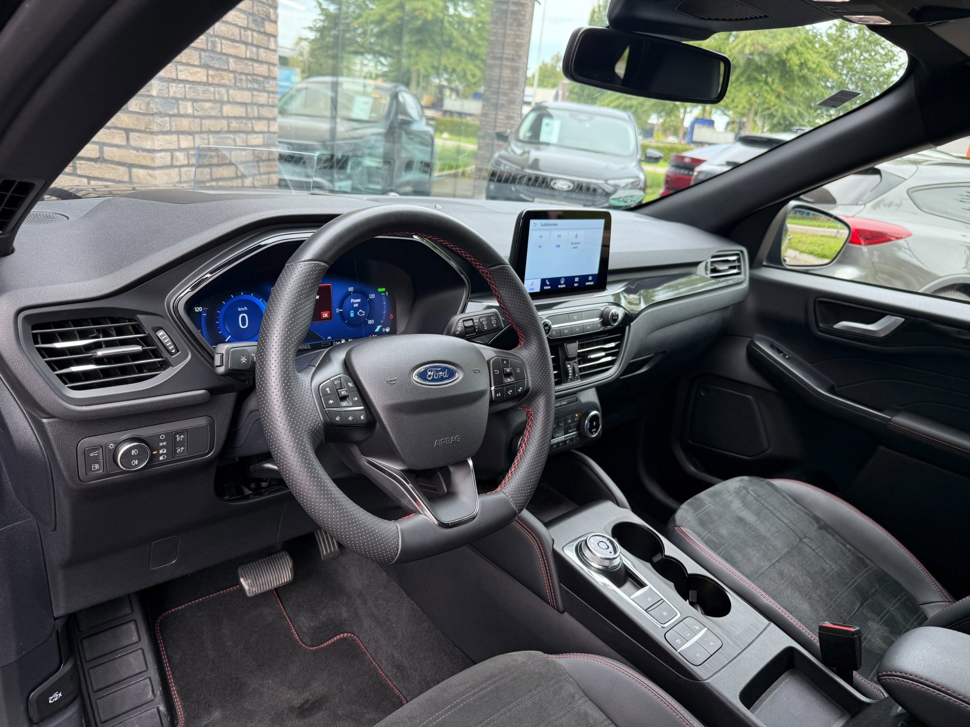 Ford Kuga 2.5 PHEV ST-Line X (2023), foto 8