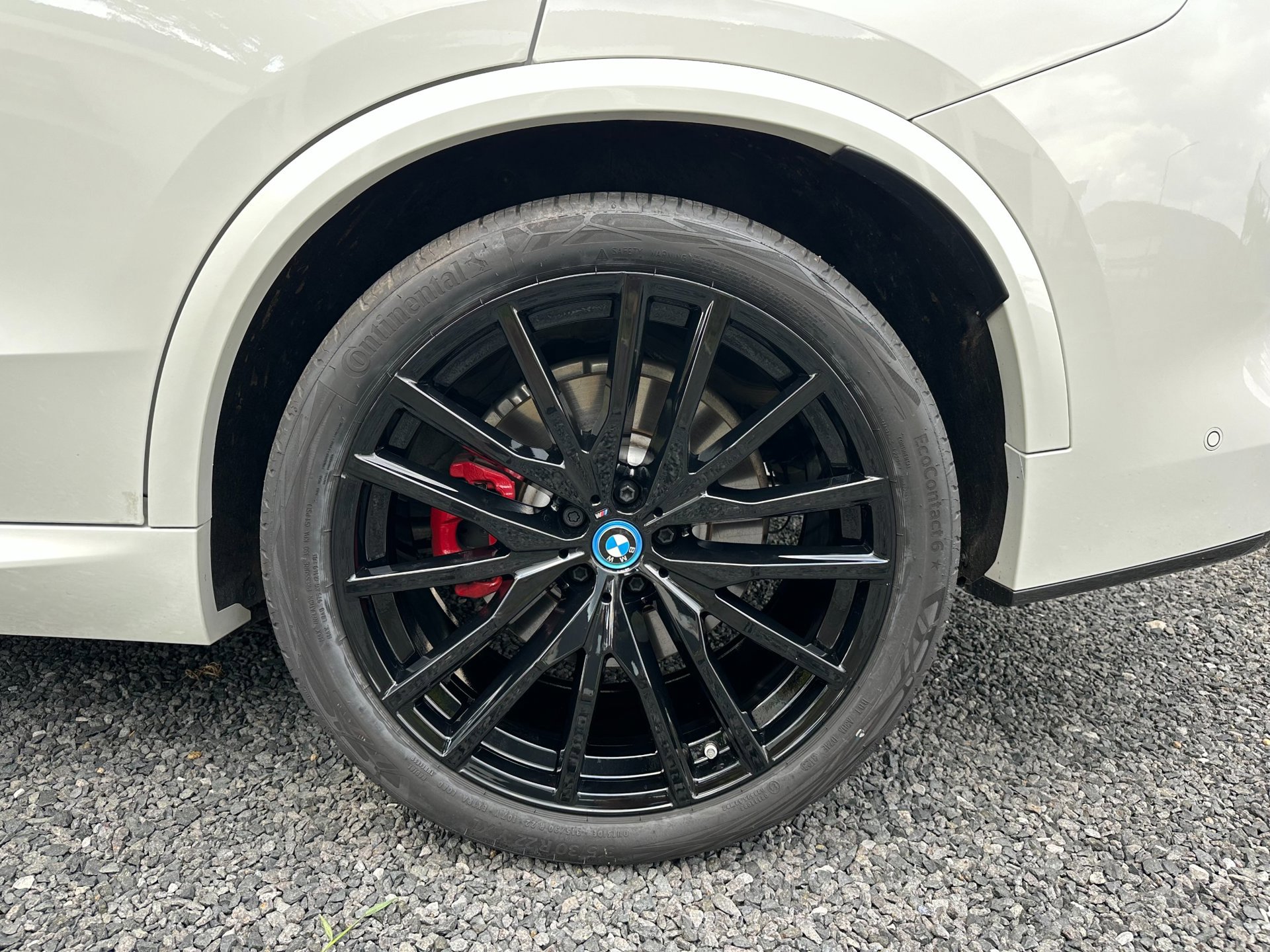 BMW X5 XDrive50e M Sport Pro (2024), foto 17