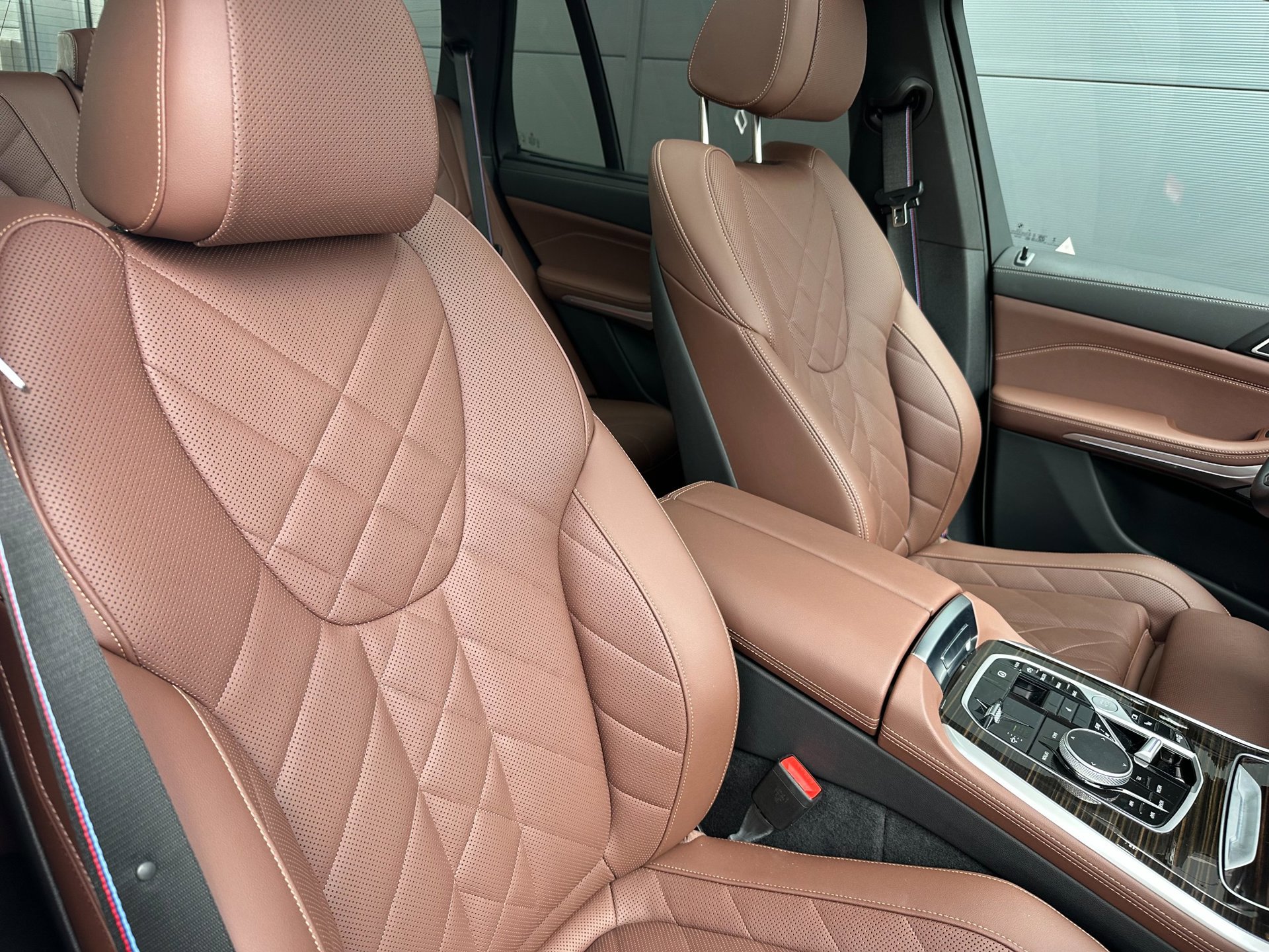 BMW X5 XDrive50e M Sport Pro (2024), foto 18