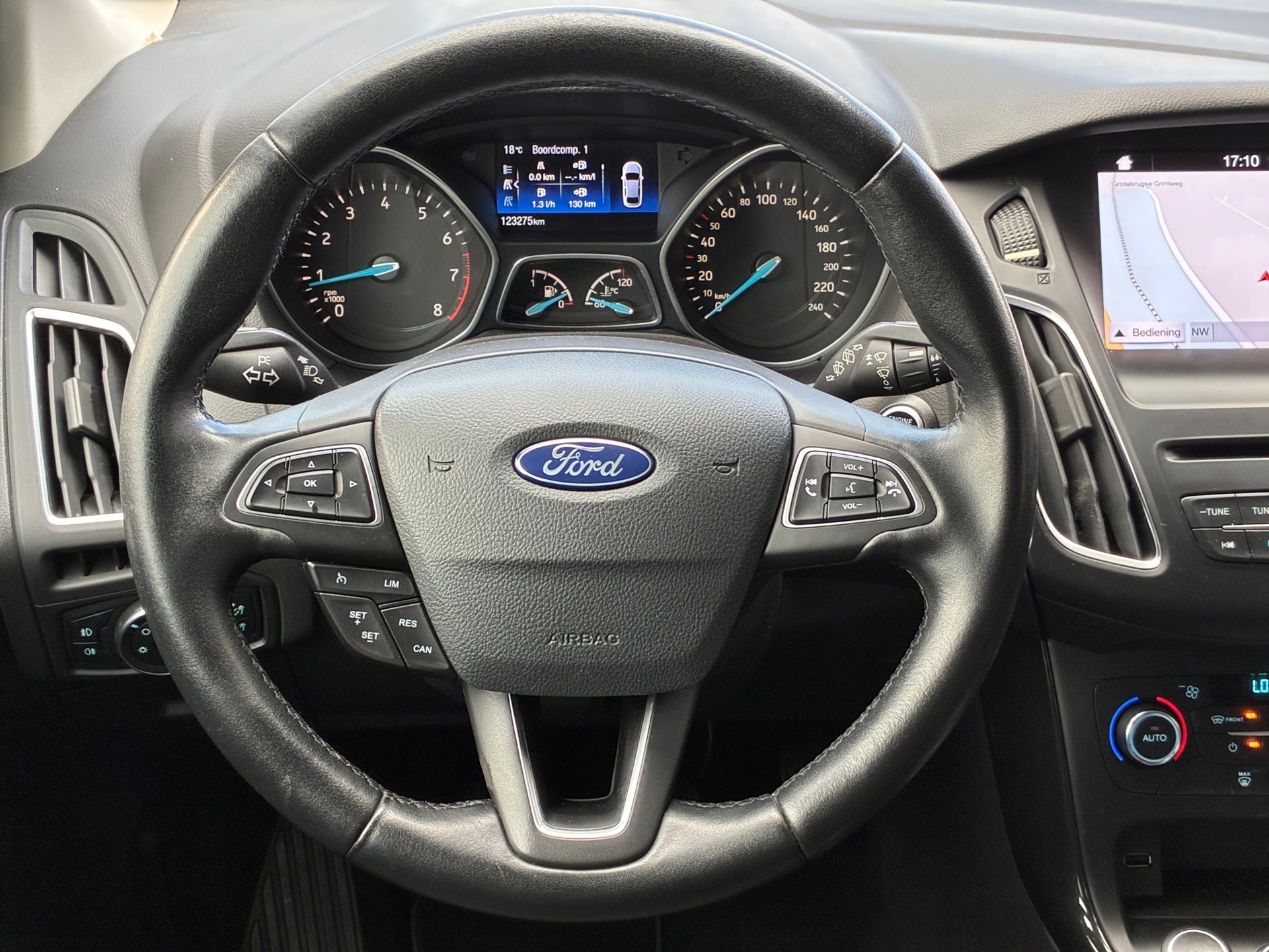 Ford Focus Wagon 1.0 Titanium (2017), foto 2