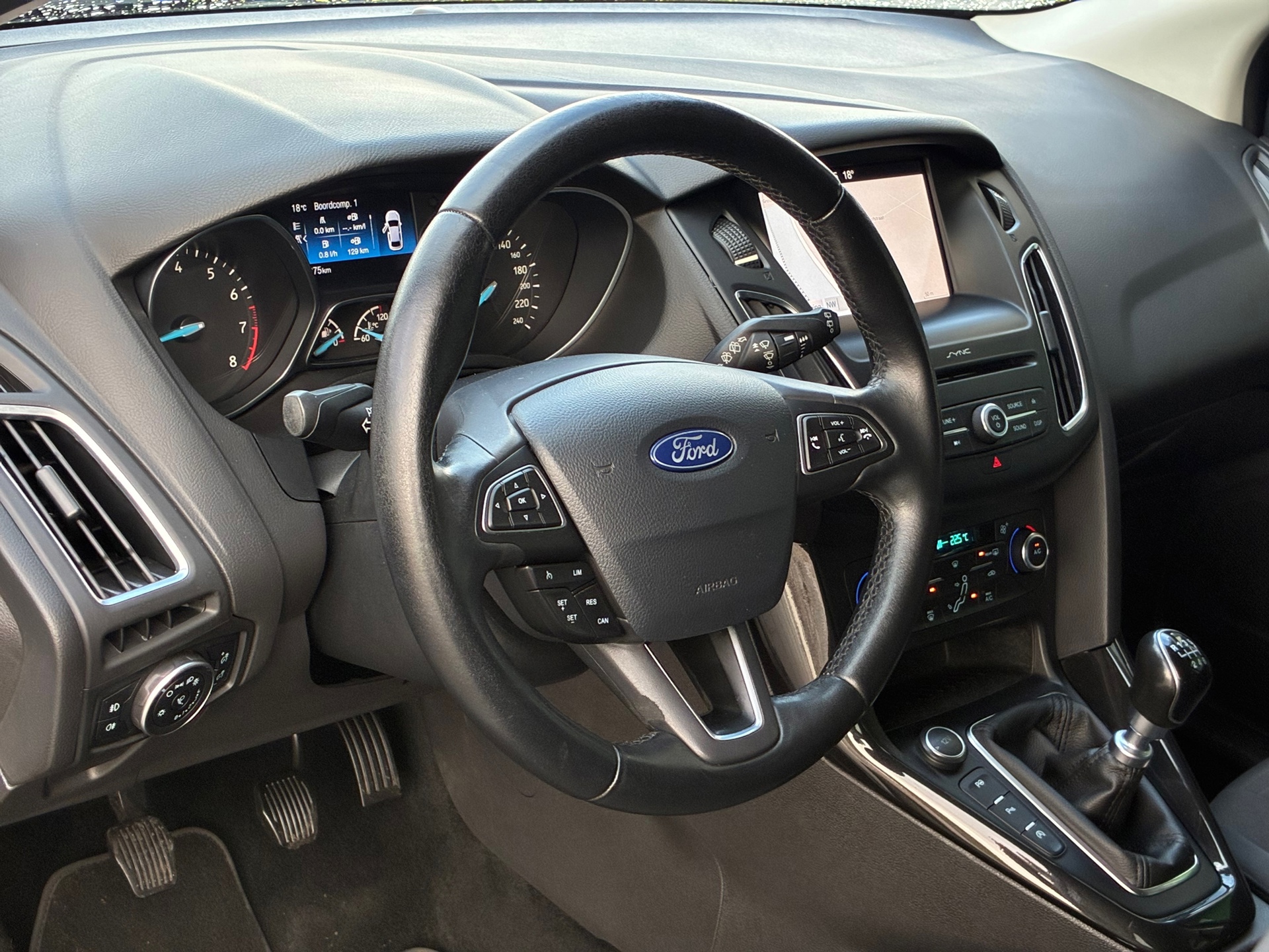 Ford Focus Wagon 1.0 Titanium (2017), foto 11