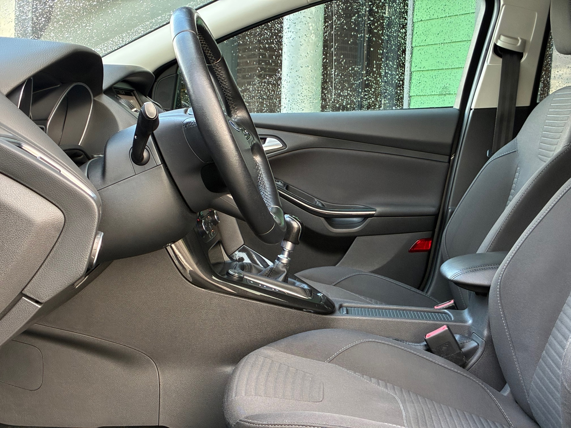 Ford Focus Wagon 1.0 Titanium (2017), foto 12