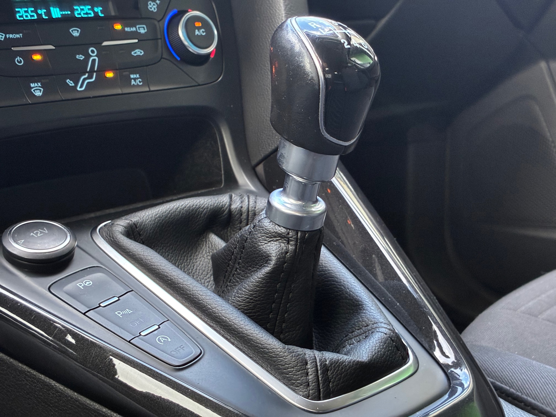 Ford Focus Wagon 1.0 Titanium (2017), foto 18
