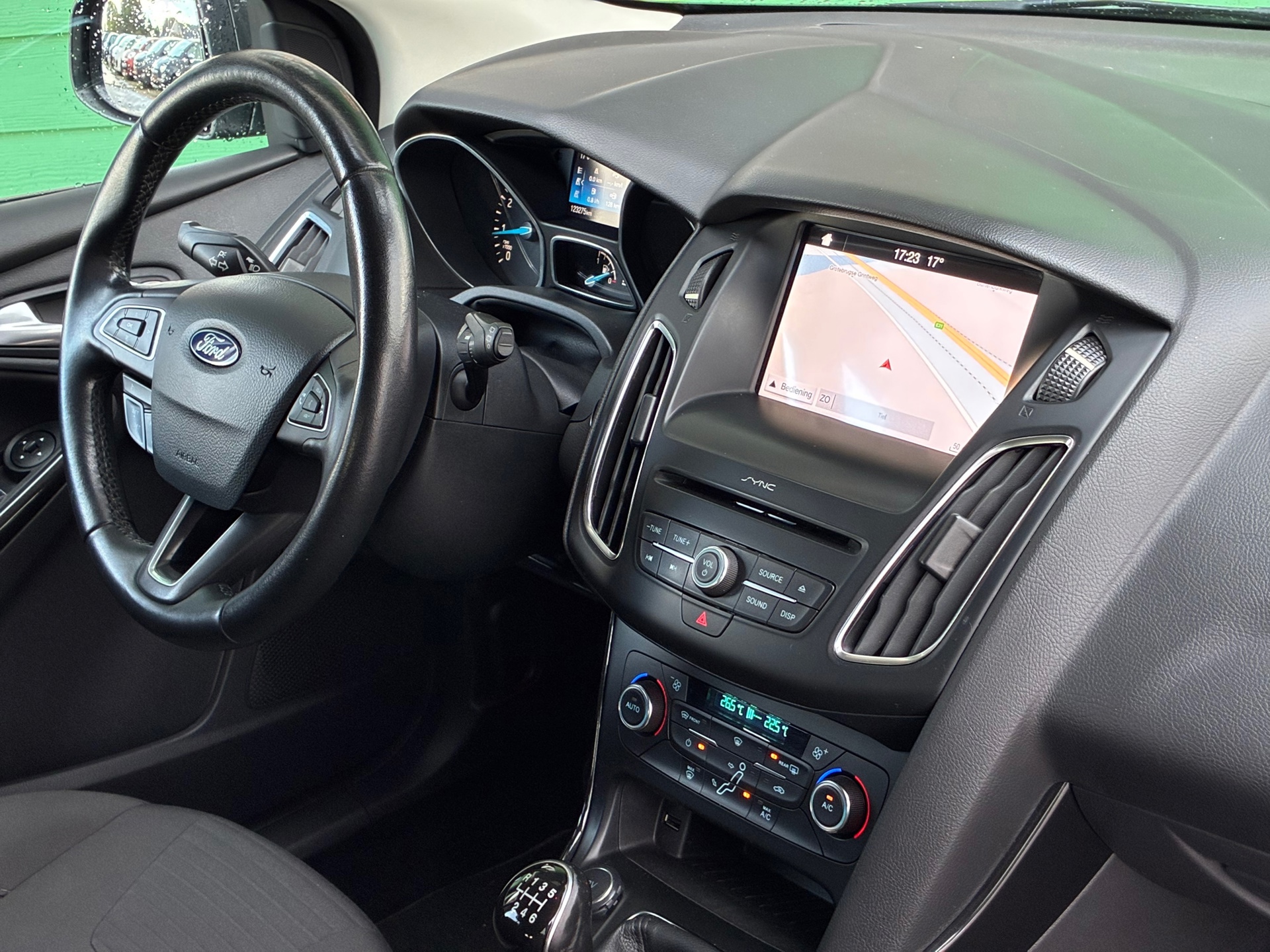Ford Focus Wagon 1.0 Titanium (2017), foto 10