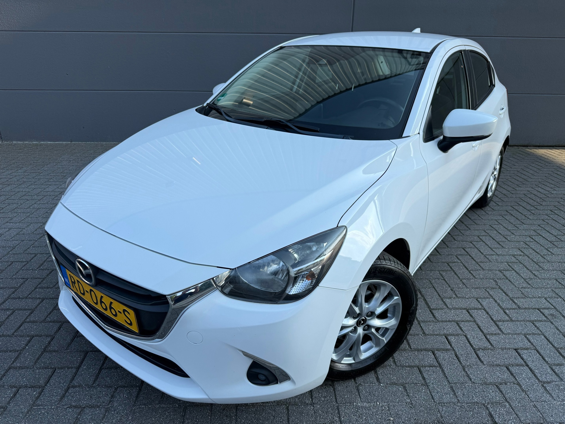 Mazda 2 1.5 Skyactiv-G Dynamic (2017), foto 28