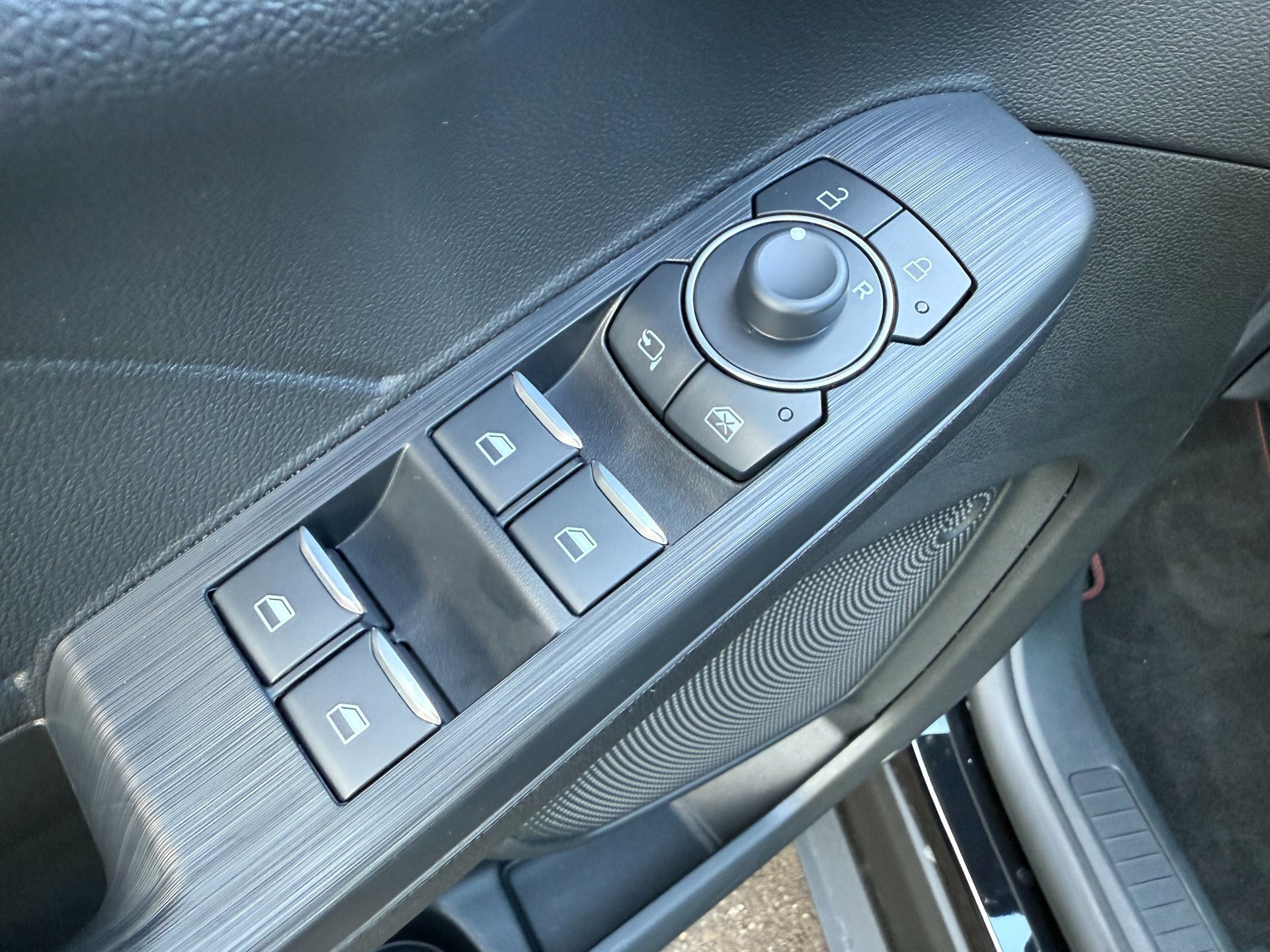 Ford Kuga 2.5 225pk PHEV ST-Line X (2023), foto 12