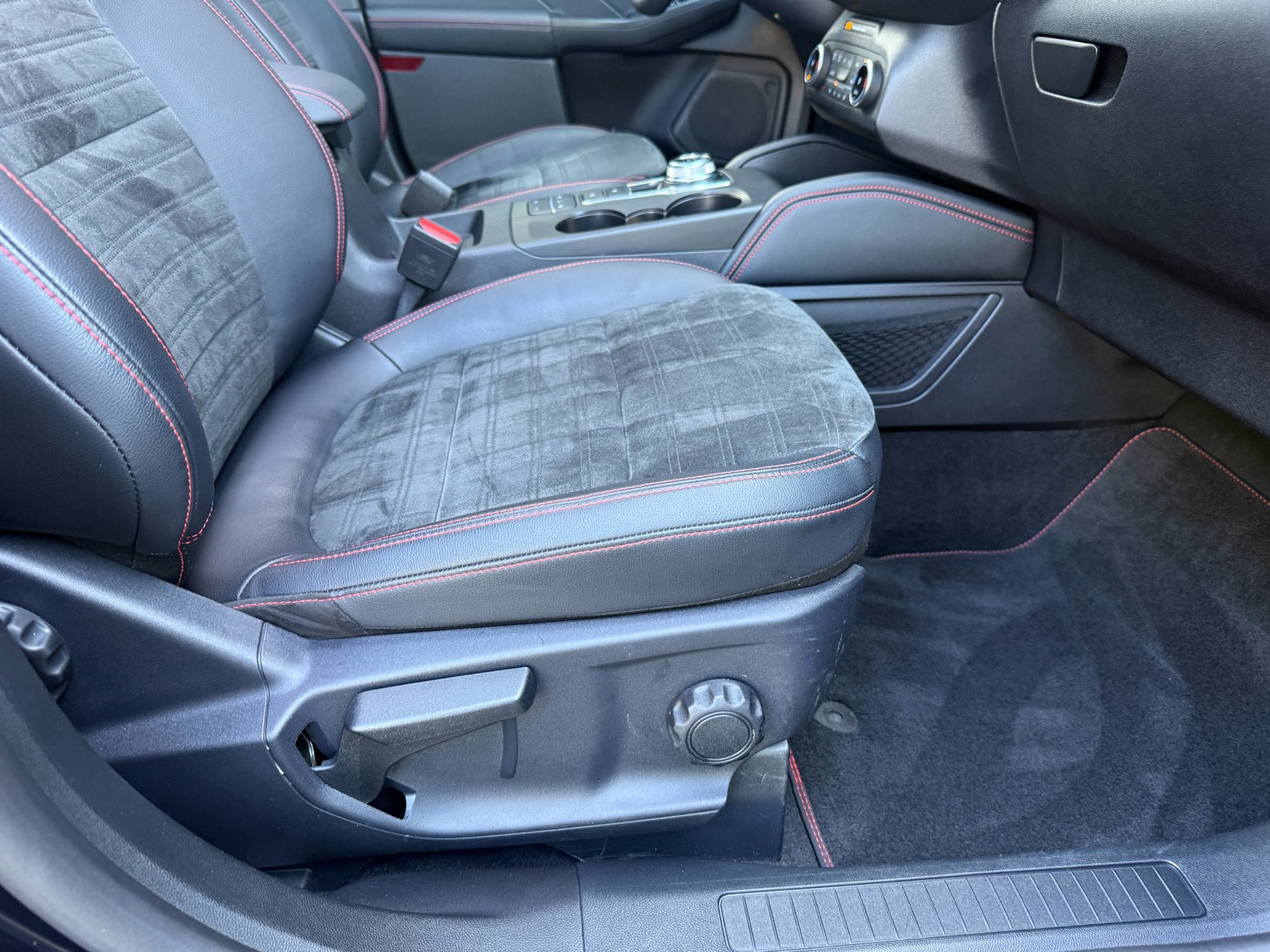Ford Kuga 2.5 225pk PHEV ST-Line X (2023), foto 29