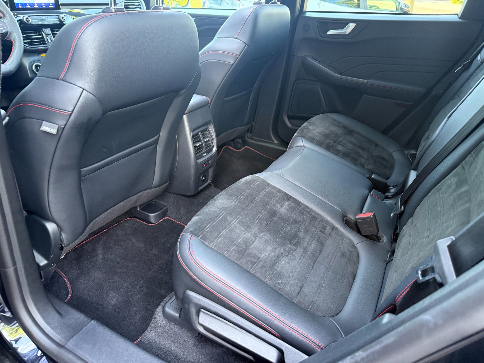 Ford Kuga 2.5 225pk PHEV ST-Line X (2023), foto 30
