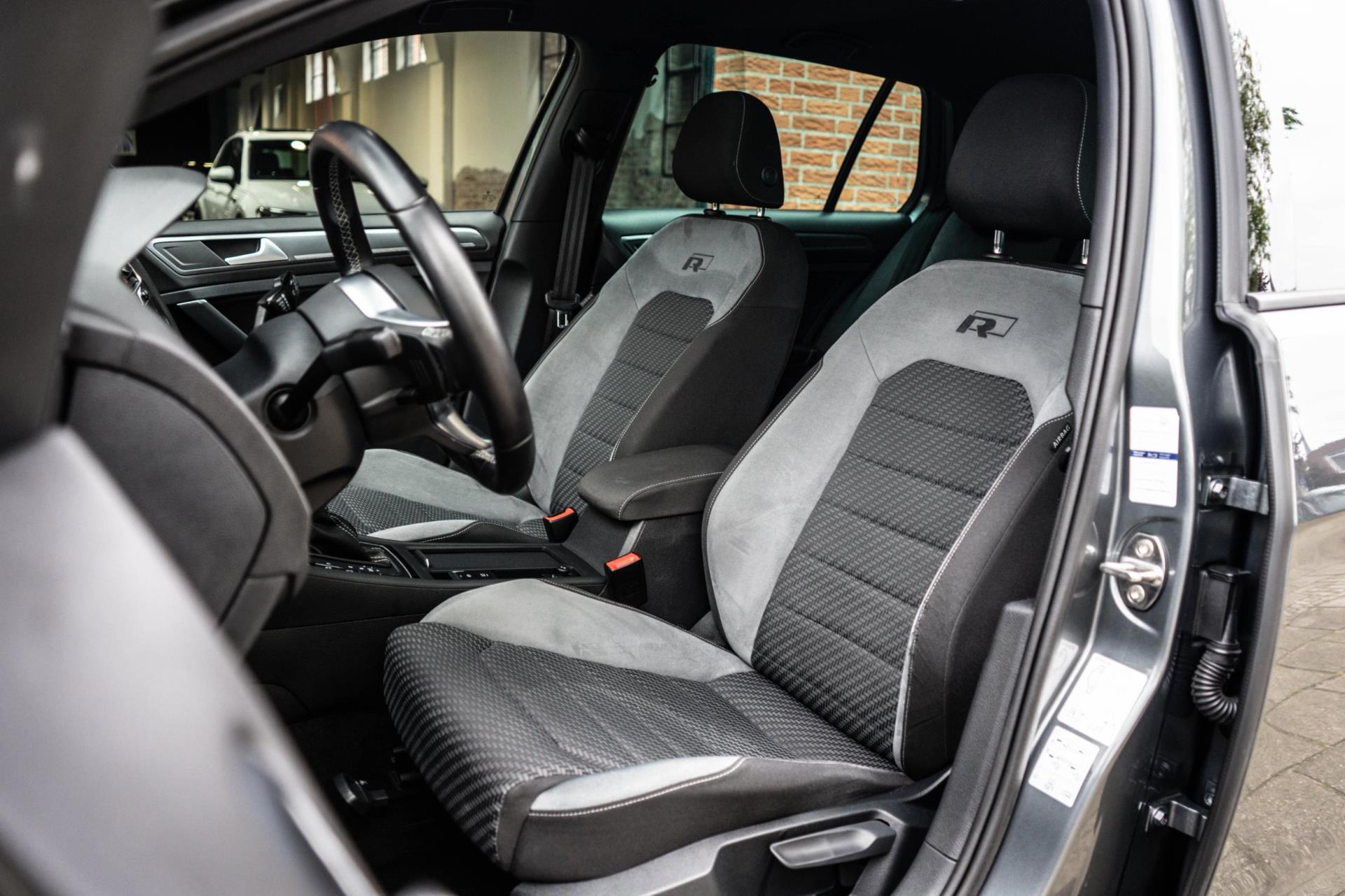 Volkswagen Golf 1.5 TSI Highline Business R (2018), foto 15