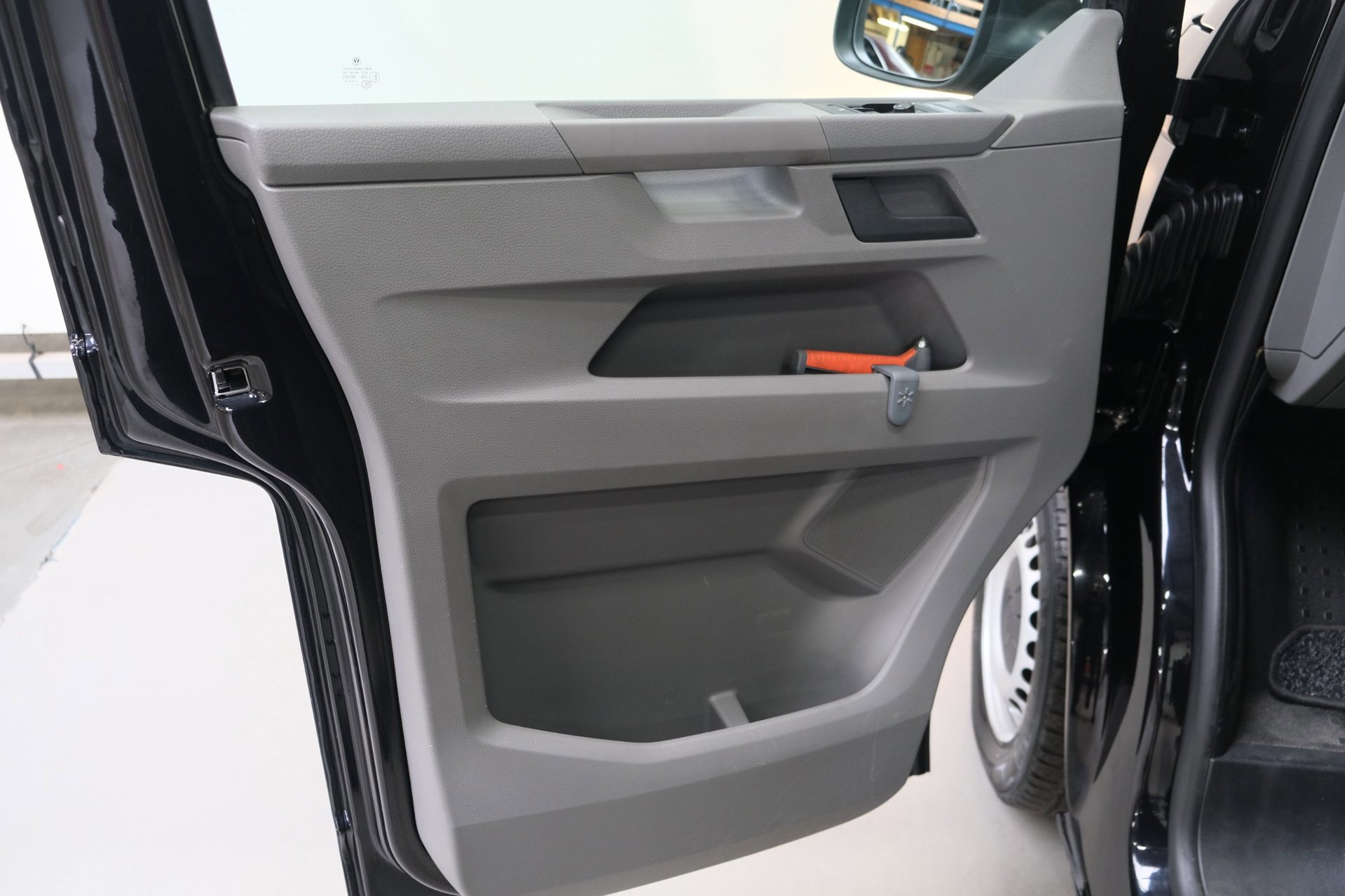 Volkswagen Transporter 2.0 TDI L2H1 30 (2021), foto 13