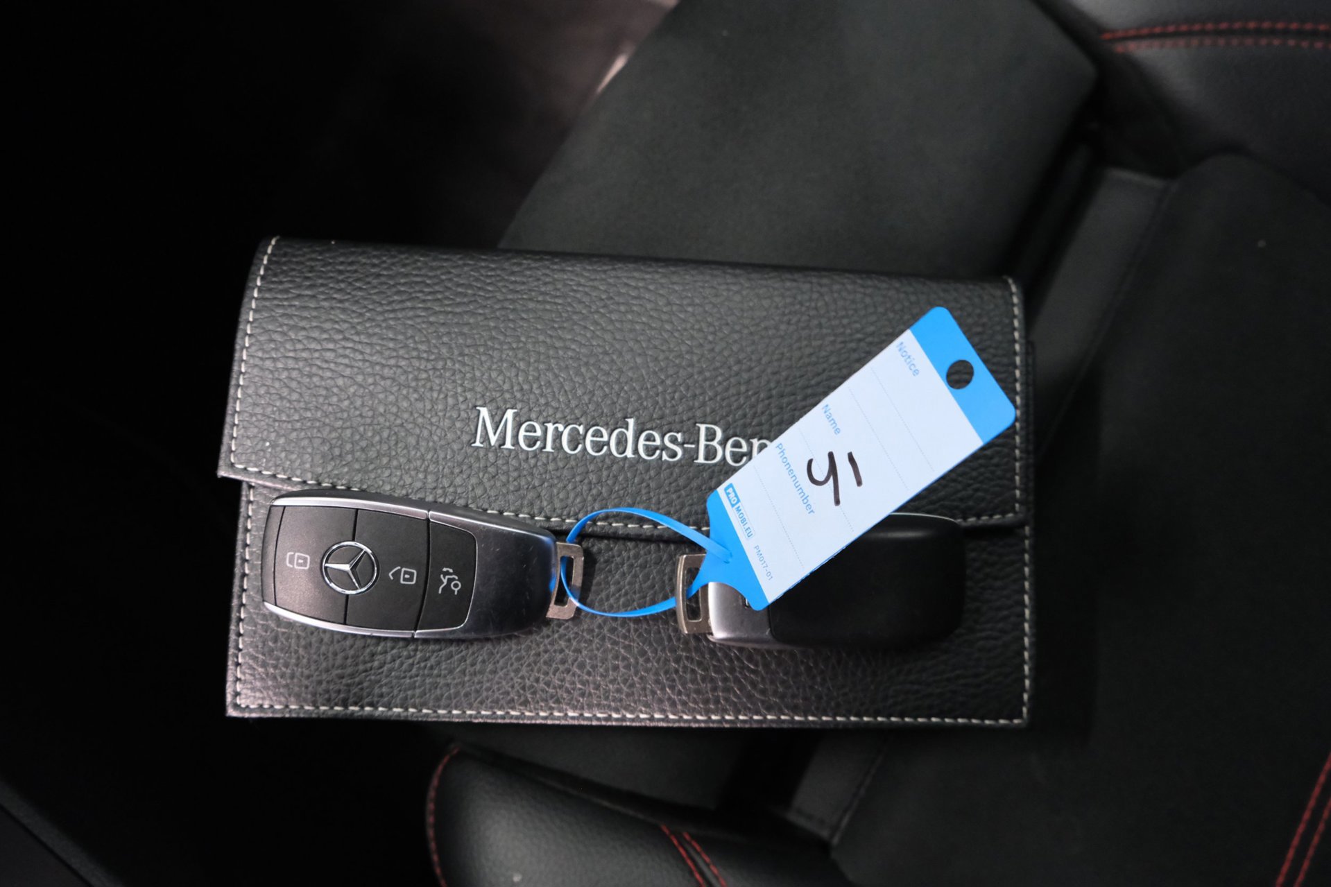 Mercedes-Benz GLB 220 D 4MATIC AMG > Grijs kenteken < Airco, Cruise, Trekhaak, Camera, Carplay. (2021), foto 40