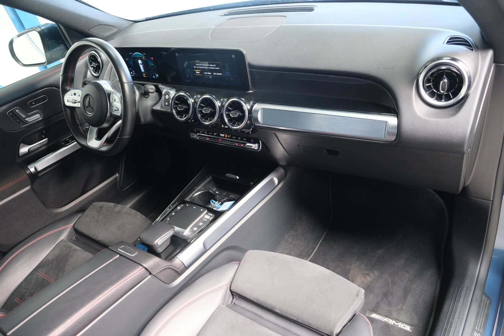 Mercedes-Benz GLB 220 D 4MATIC AMG > Grijs kenteken < Airco, Cruise, Trekhaak, Camera, Carplay. (2021), foto 5
