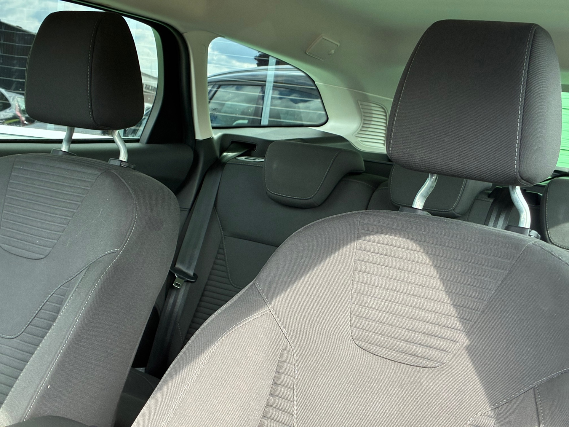 Ford Focus Wagon 1.0 Titanium (2016), foto 14