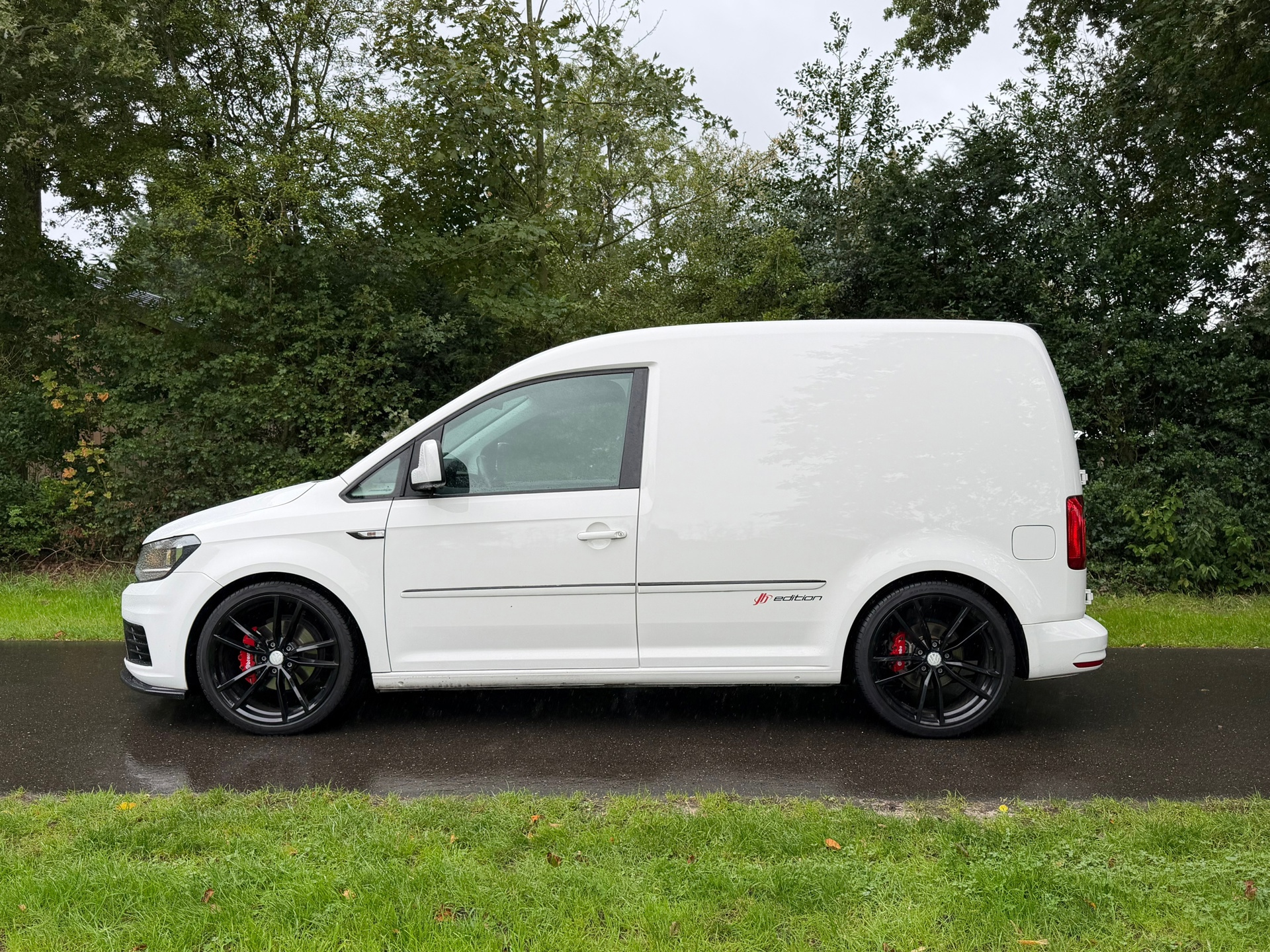 Volkswagen Caddy 2.0 TDI L1H1 BMT Trendline (2017), foto 2