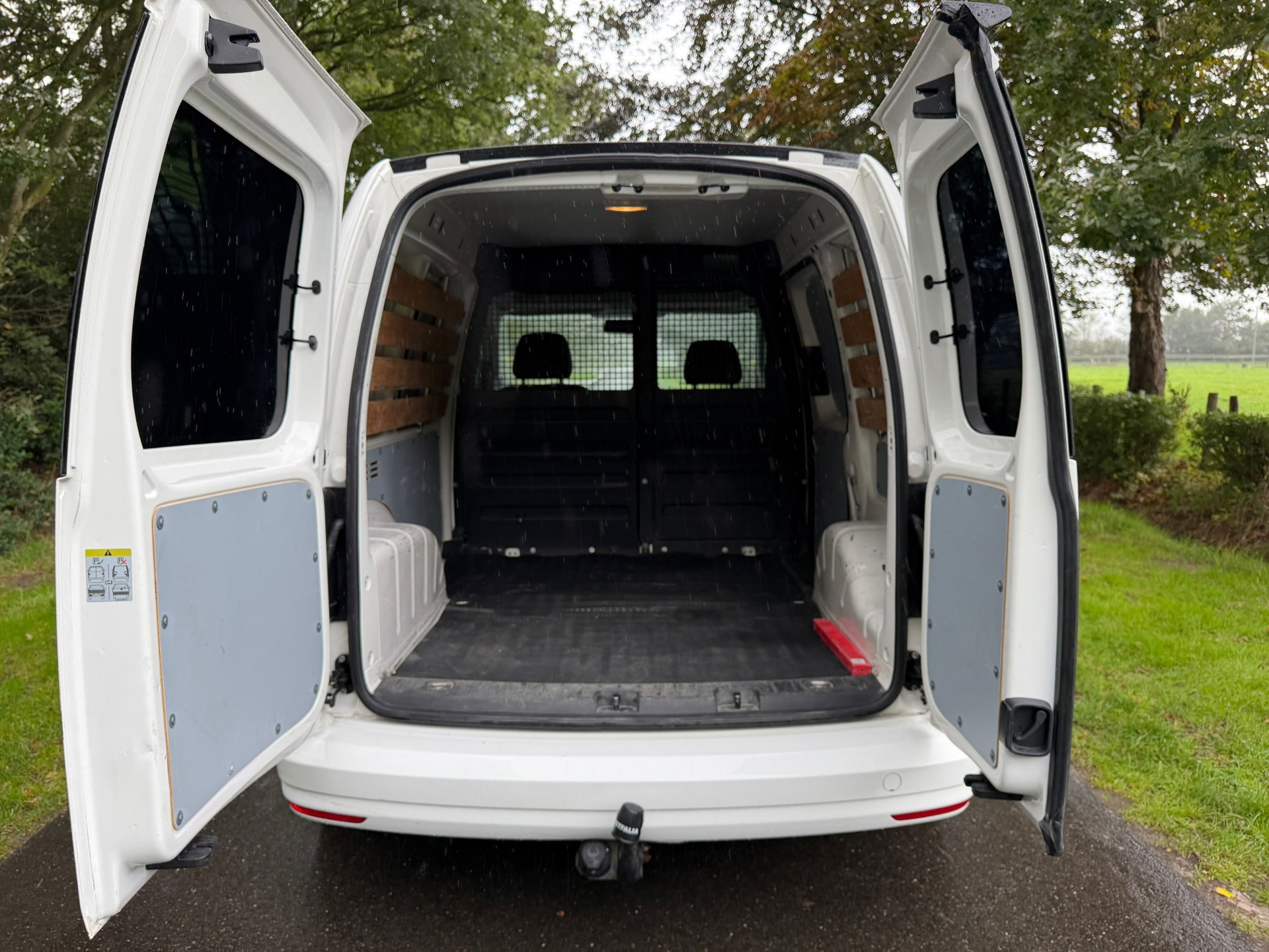 Volkswagen Caddy 2.0 TDI L1H1 BMT Trendline (2017), foto 11