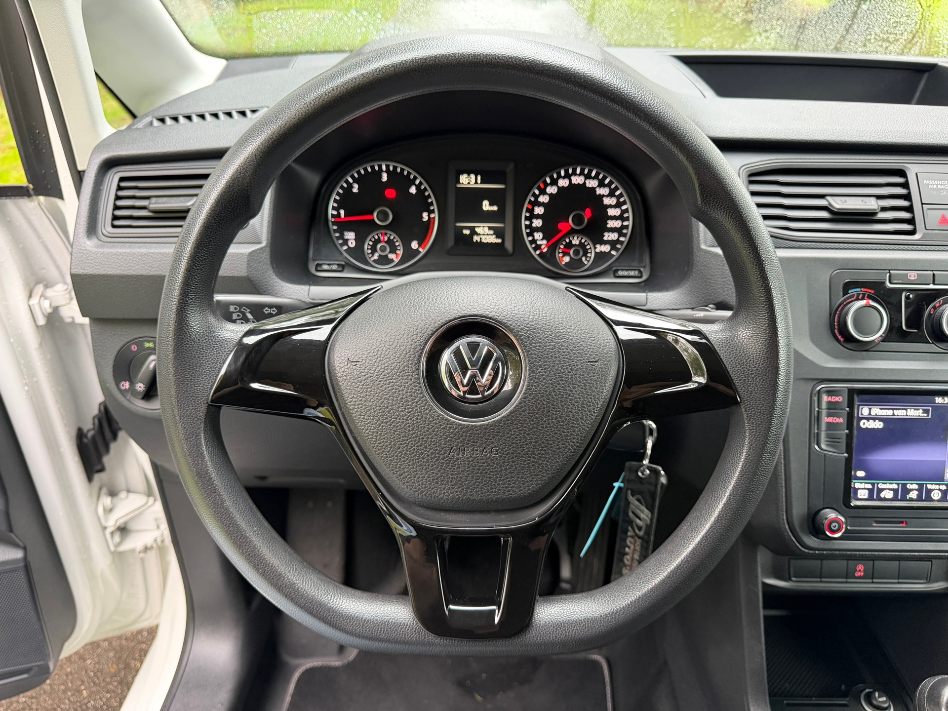 Volkswagen Caddy 2.0 TDI L1H1 BMT Trendline (2017), foto 15