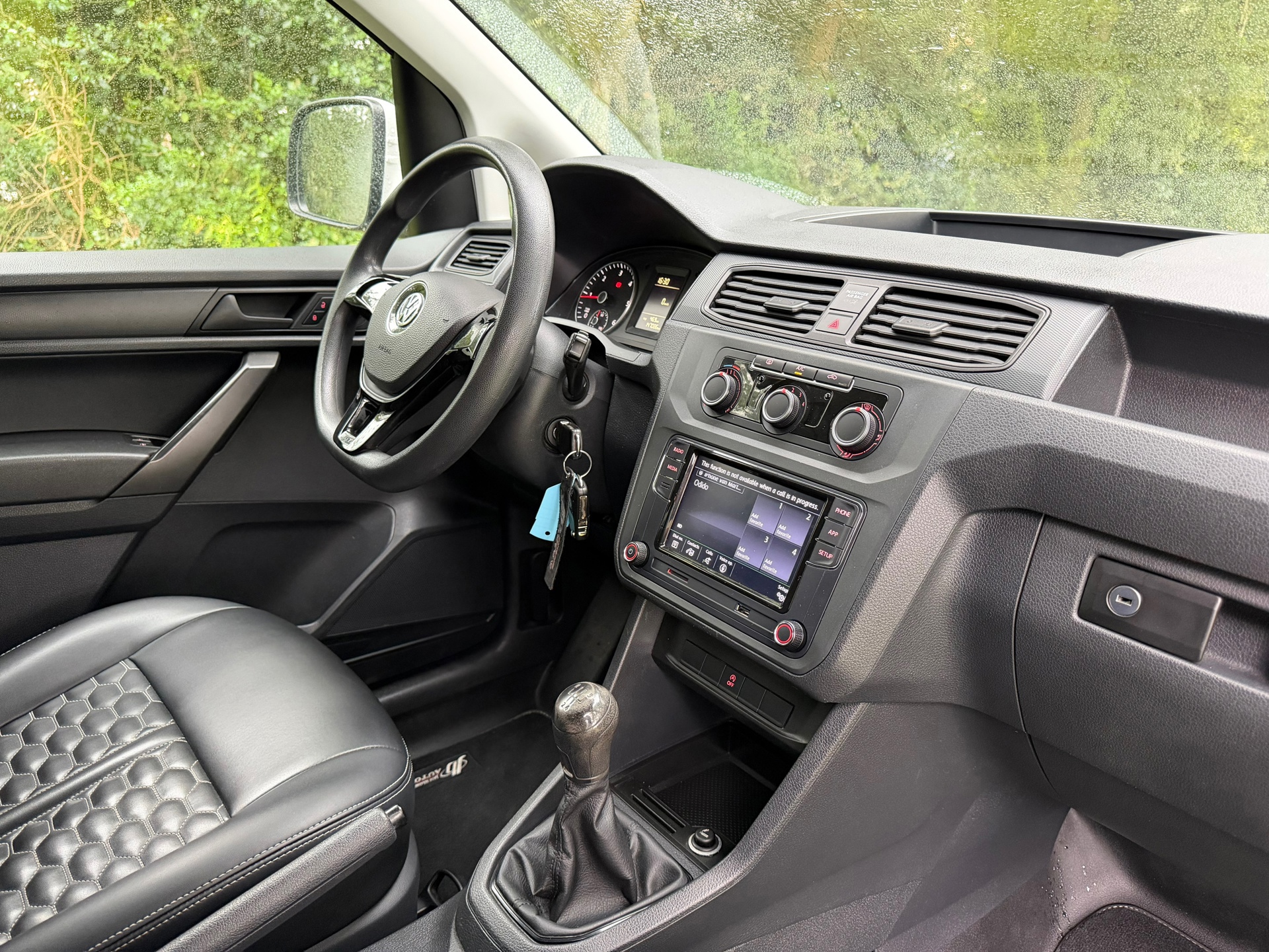Volkswagen Caddy 2.0 TDI L1H1 BMT Trendline (2017), foto 3