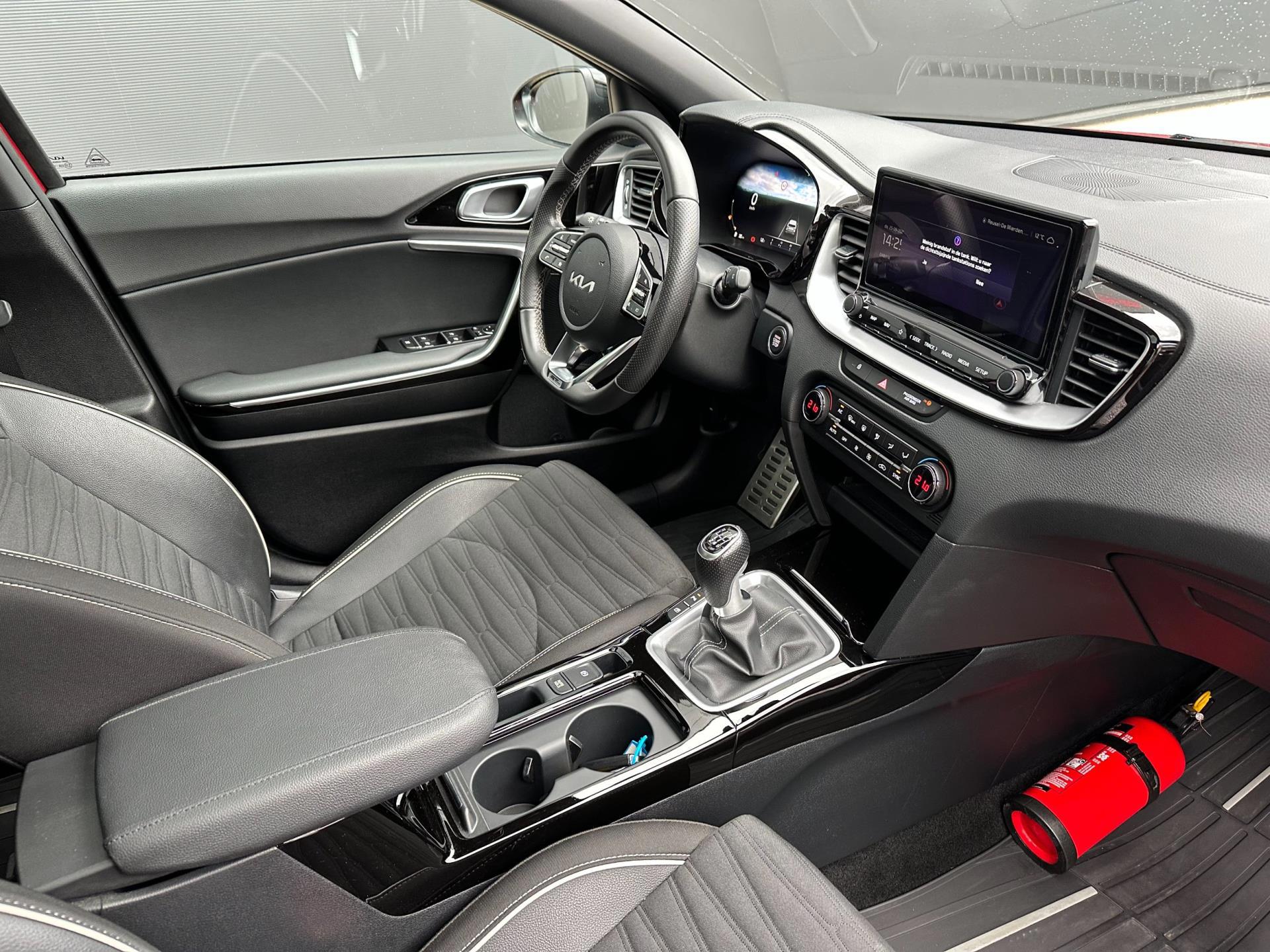 Kia Ceed 1.0 T-GDi GT-Line Actie (2024), foto 14