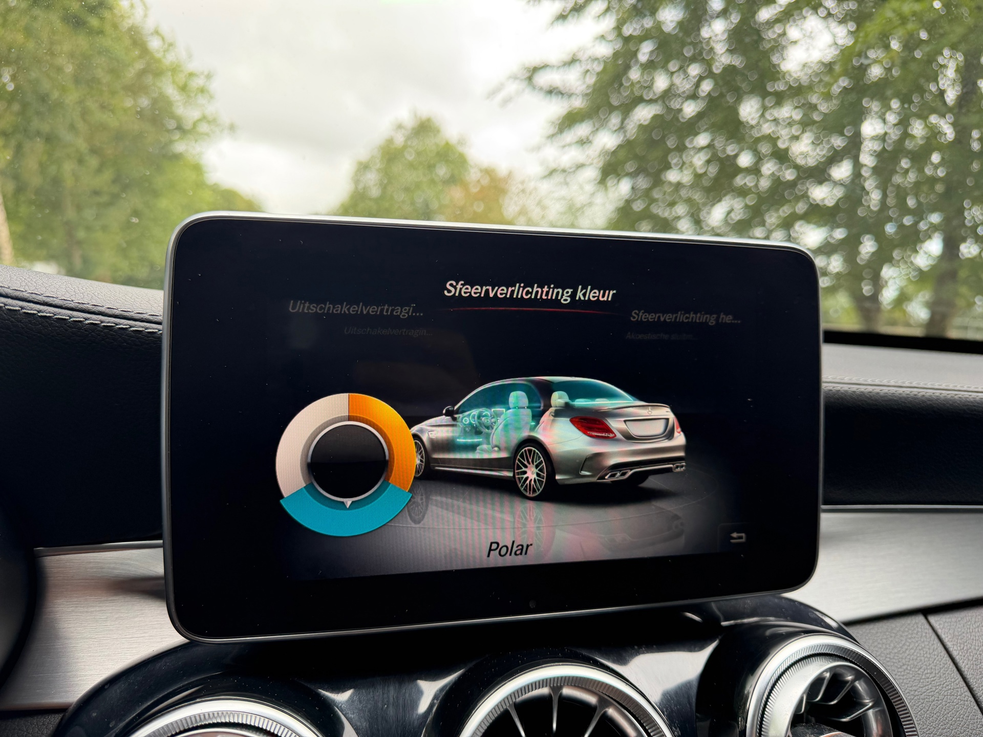 Mercedes-Benz C-klasse (2017), foto 24