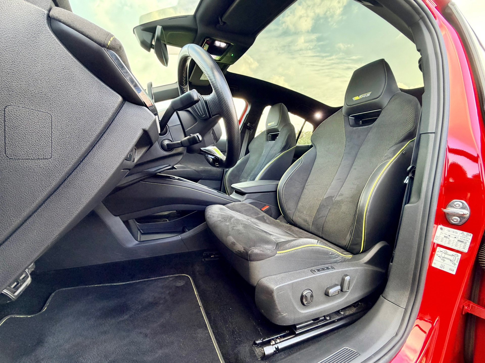 Skoda Enyaq Coupé iV 80 RS 92%SOH (2022), foto 6