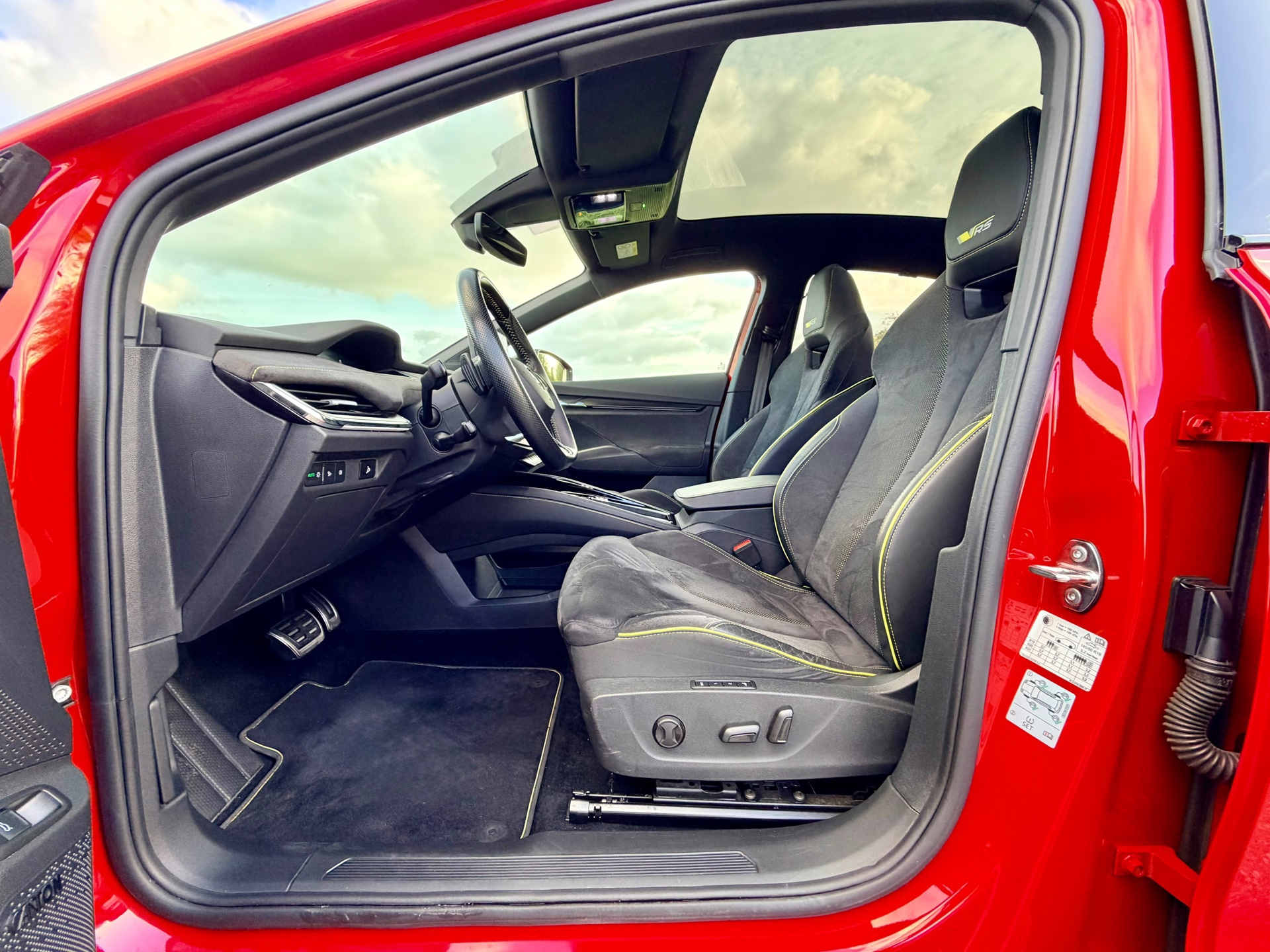 Skoda Enyaq Coupé iV 80 RS 92%SOH (2022), foto 10
