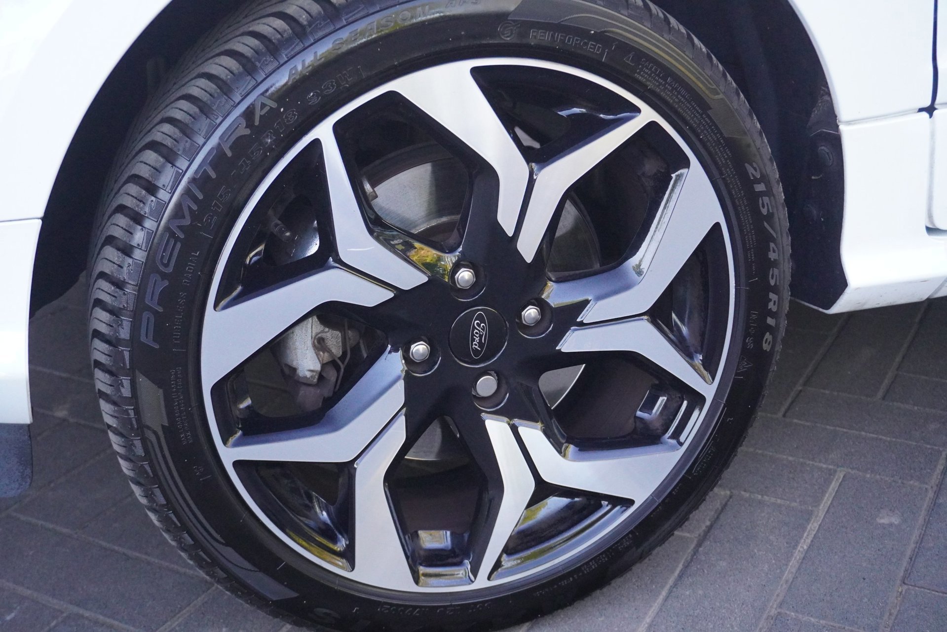 Ford EcoSport 1.0 EcoBoost ST-Line (2018), foto 3