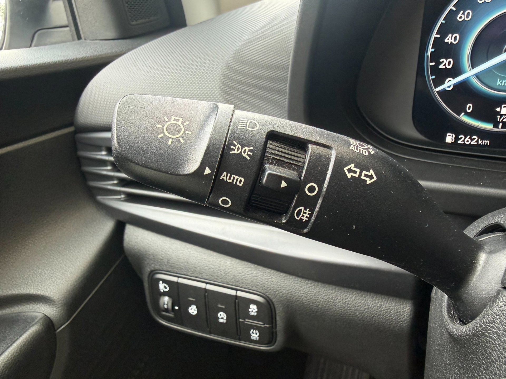 Hyundai I20 1.0 T-GDI 2023 (2023), foto 14
