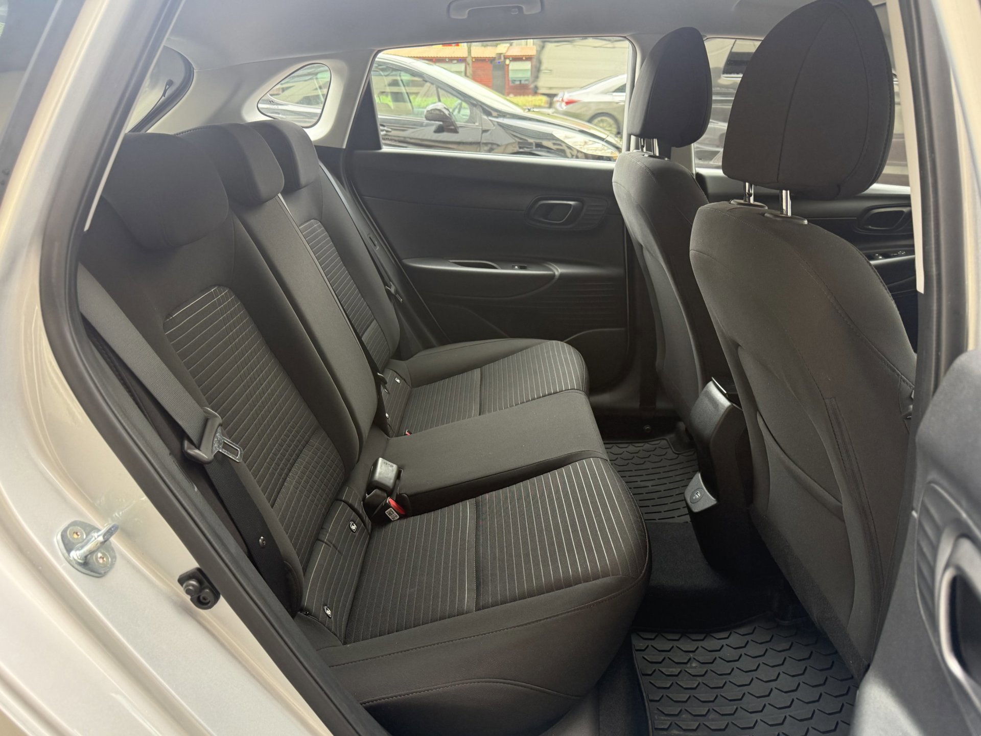 Hyundai I20 1.0 T-GDI 2023 (2023), foto 10