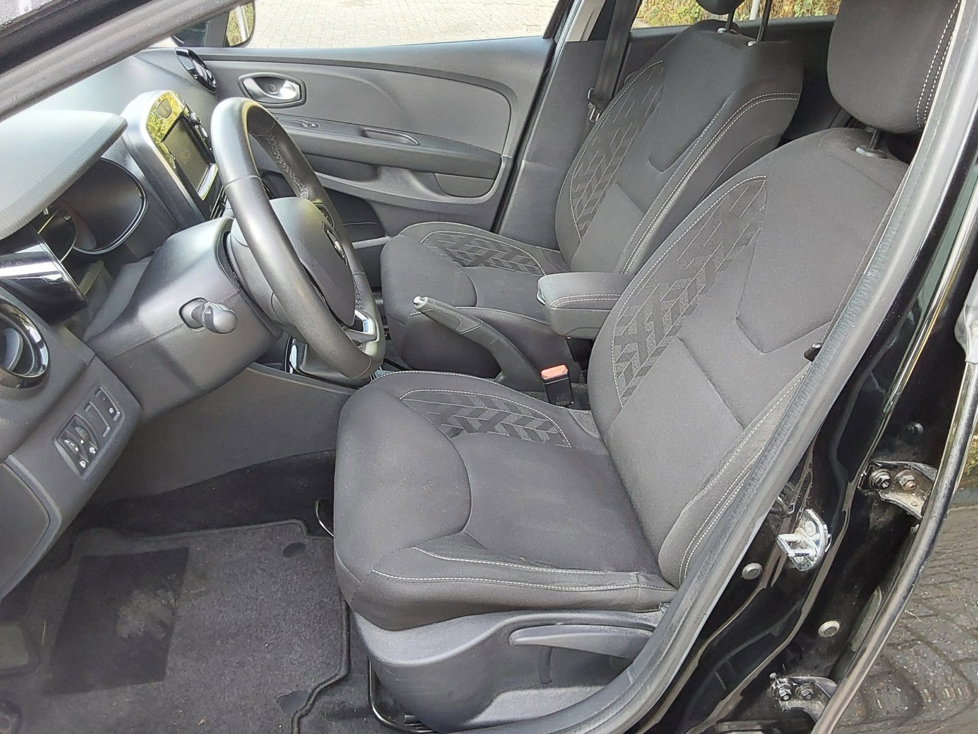 Renault Clio Estate 0.9 TCe Limited (2020), foto 7