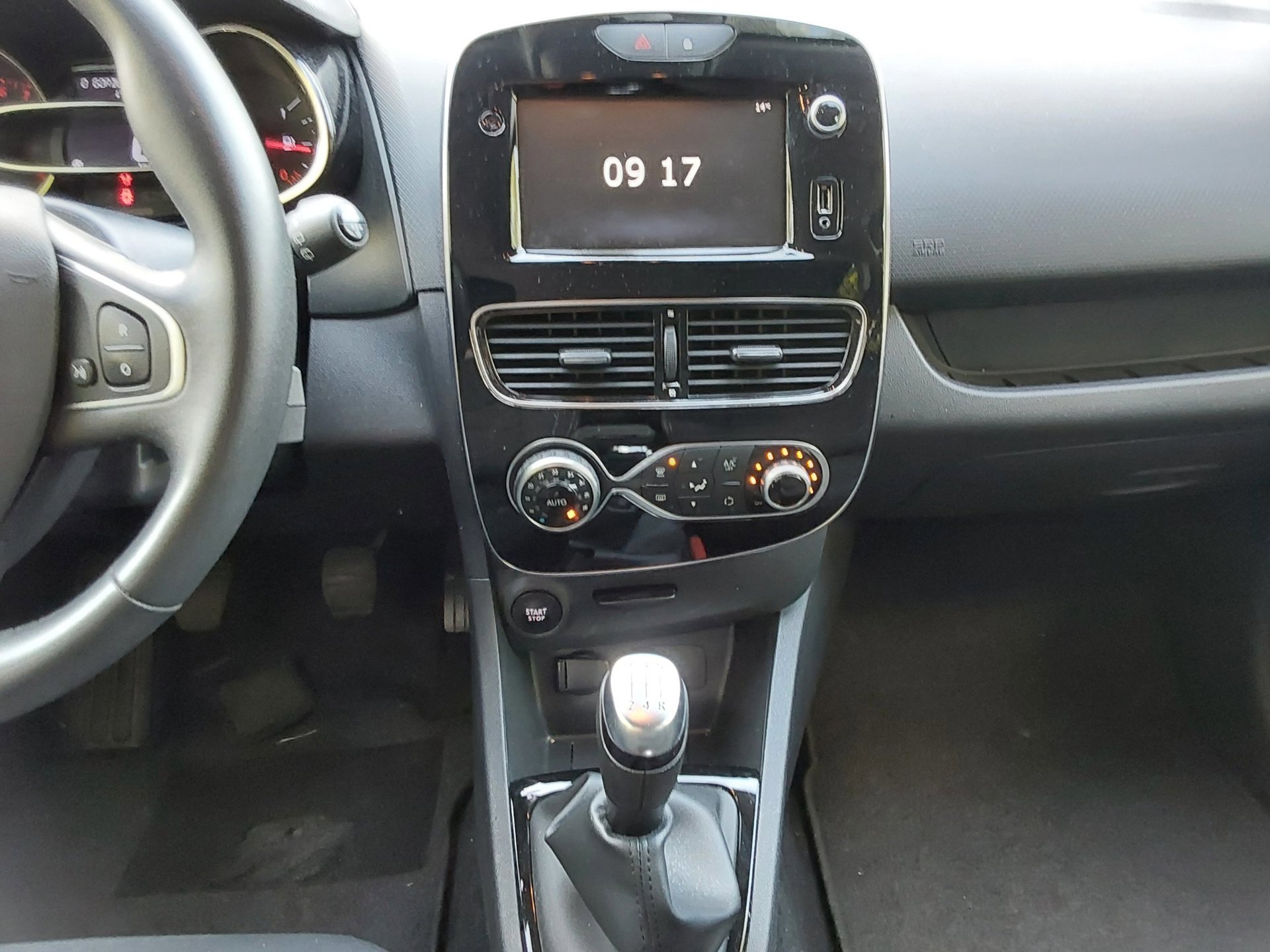 Renault Clio Estate 0.9 TCe Limited (2020), foto 10