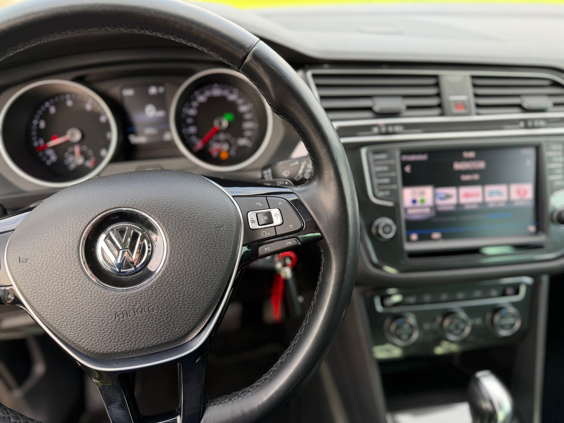 Volkswagen Tiguan 2.0 TSI 4Motion Highline (2017), foto 15