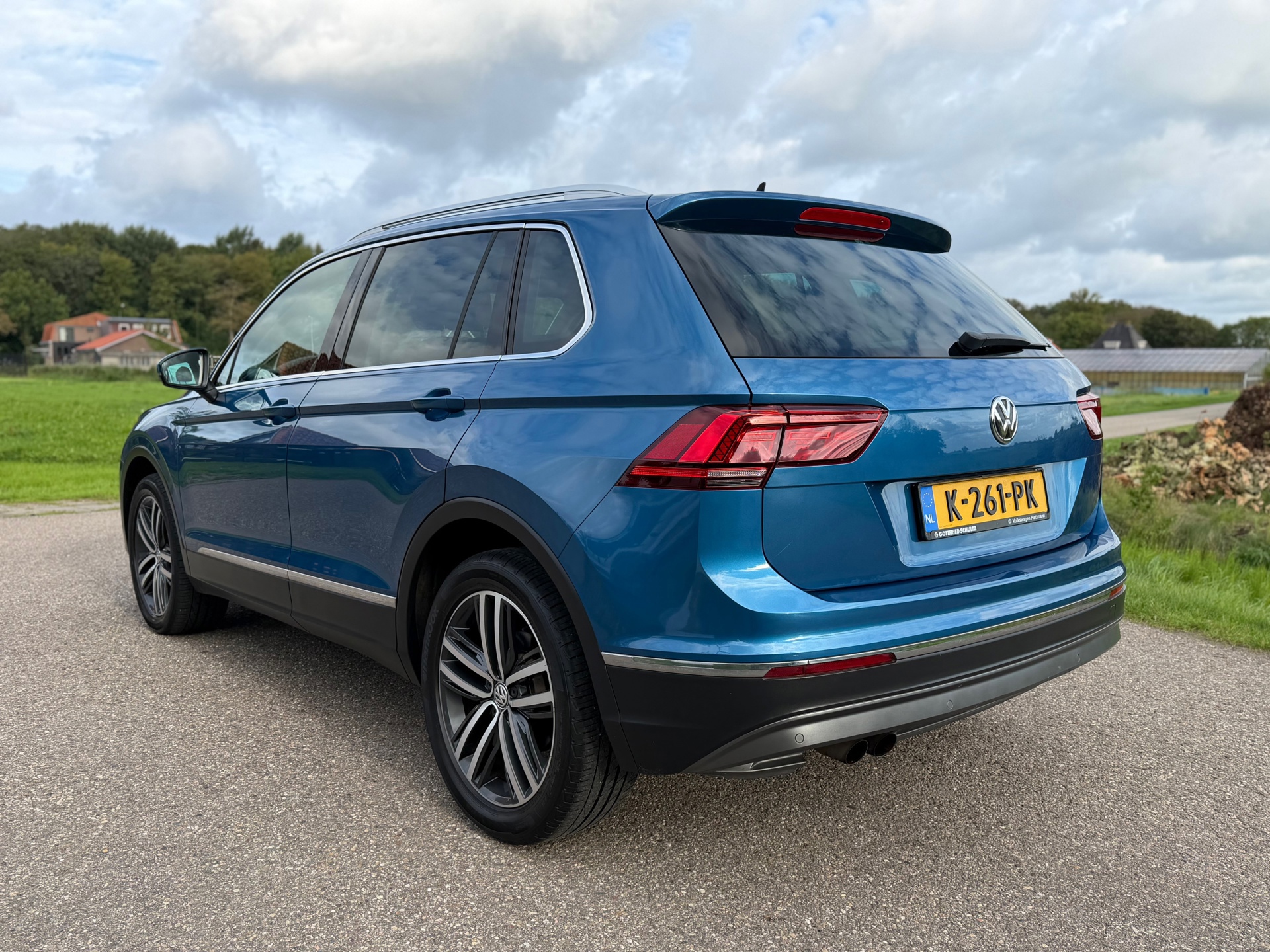 Volkswagen Tiguan 2.0 TSI 4Motion Highline (2017), foto 9